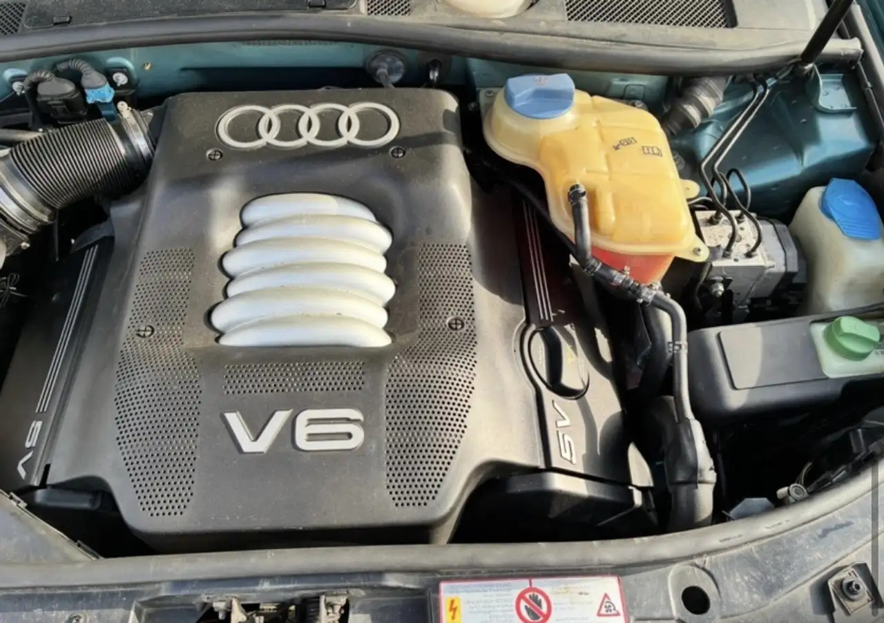 Audi A6 2.4, foto 12