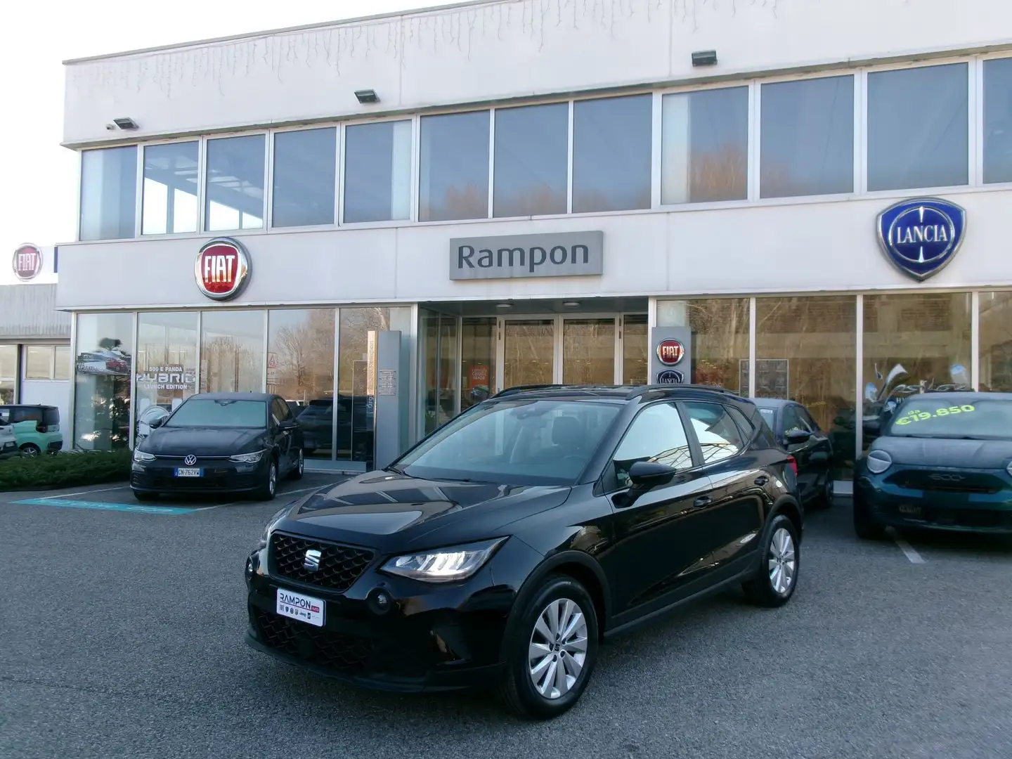 SEAT Arona Arona 1.0 EcoTSI 110 CV DSG XPERIENCE Schwarz - 1