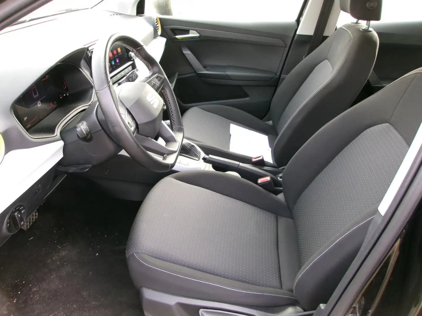 SEAT Arona Arona 1.0 EcoTSI 110 CV DSG XPERIENCE Nero - 2