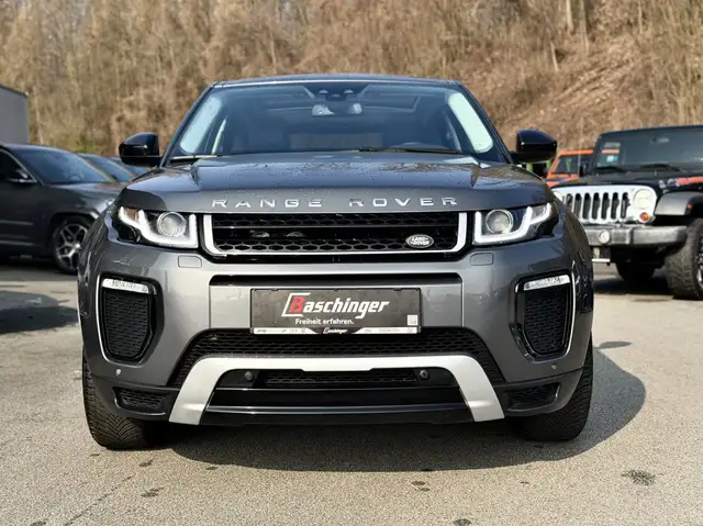 Land Rover Range Rover Evoque view 2
