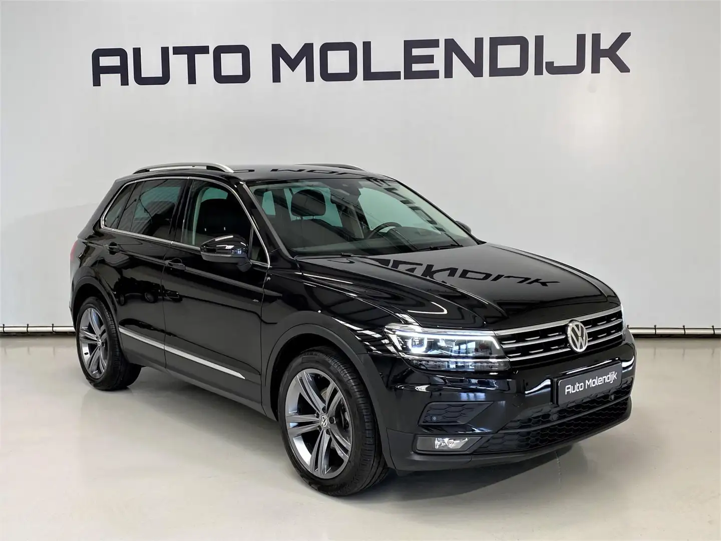 Volkswagen Tiguan 1.5 TSI Full LED / HuD / el. trekhaak / Navi / ACC Noir - 2