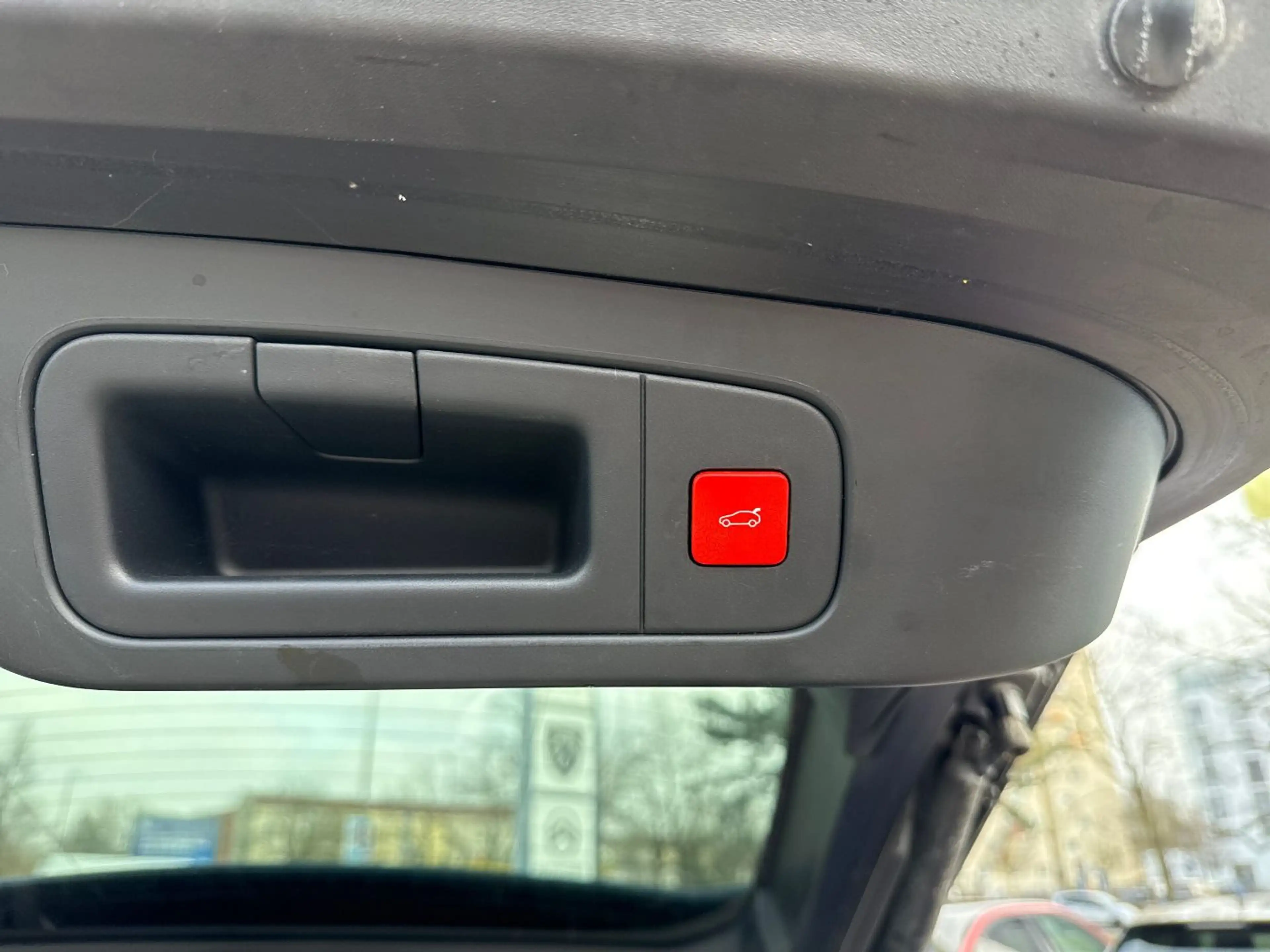 Citroen C5 X 1.6 225 S&S Shine Pack Navi+SHZ+2xKlima+360 — photo 13