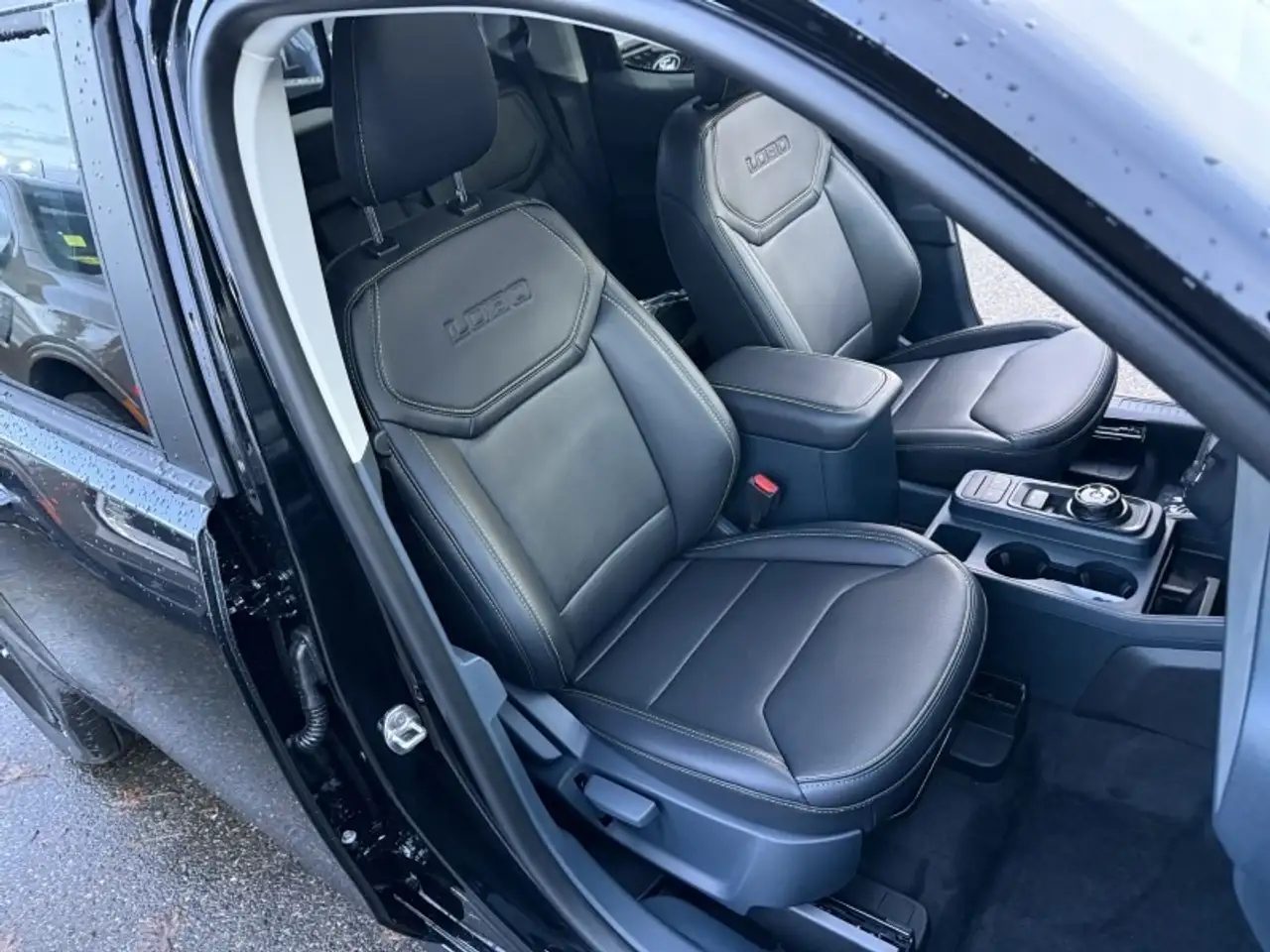 Ford Maverick снимка Ford Maverick
