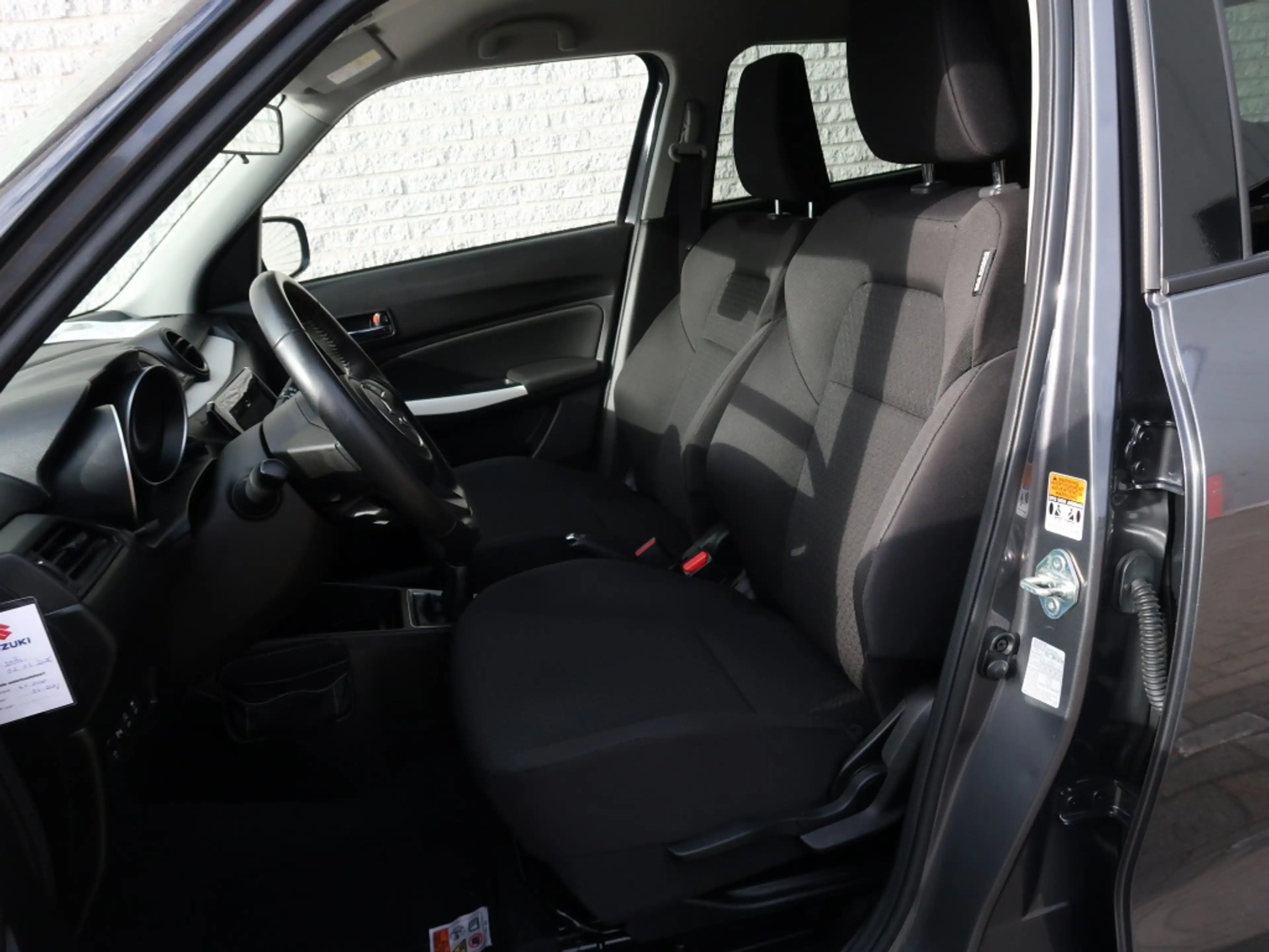 Suzuki Swift 1.2 Select Smart Hybrid | Trekhaak | Navigatie | C — photo 9