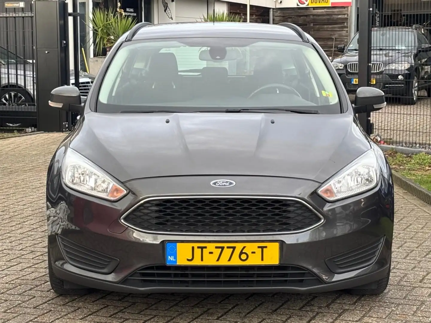 Ford Focus Wagon 1.0 Trend 2016 Grijs Nieuw Model Šedá - 2