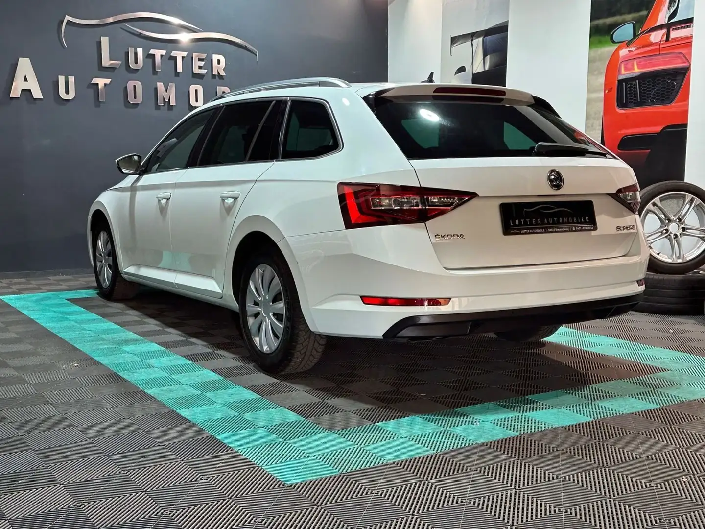 Skoda Superb Combi Style*PDC*KLIMA*MEMOR*SHZ*DSG*60TKM White - 2