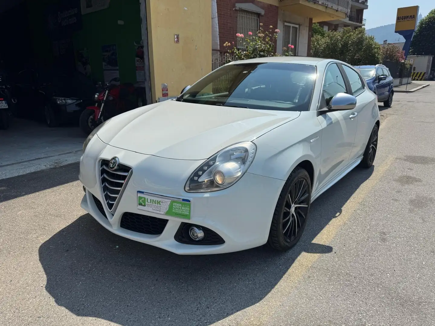 Alfa Romeo Giulietta Giulietta 1.4 t. Distinctive Gpl 120cv Bianco - 1