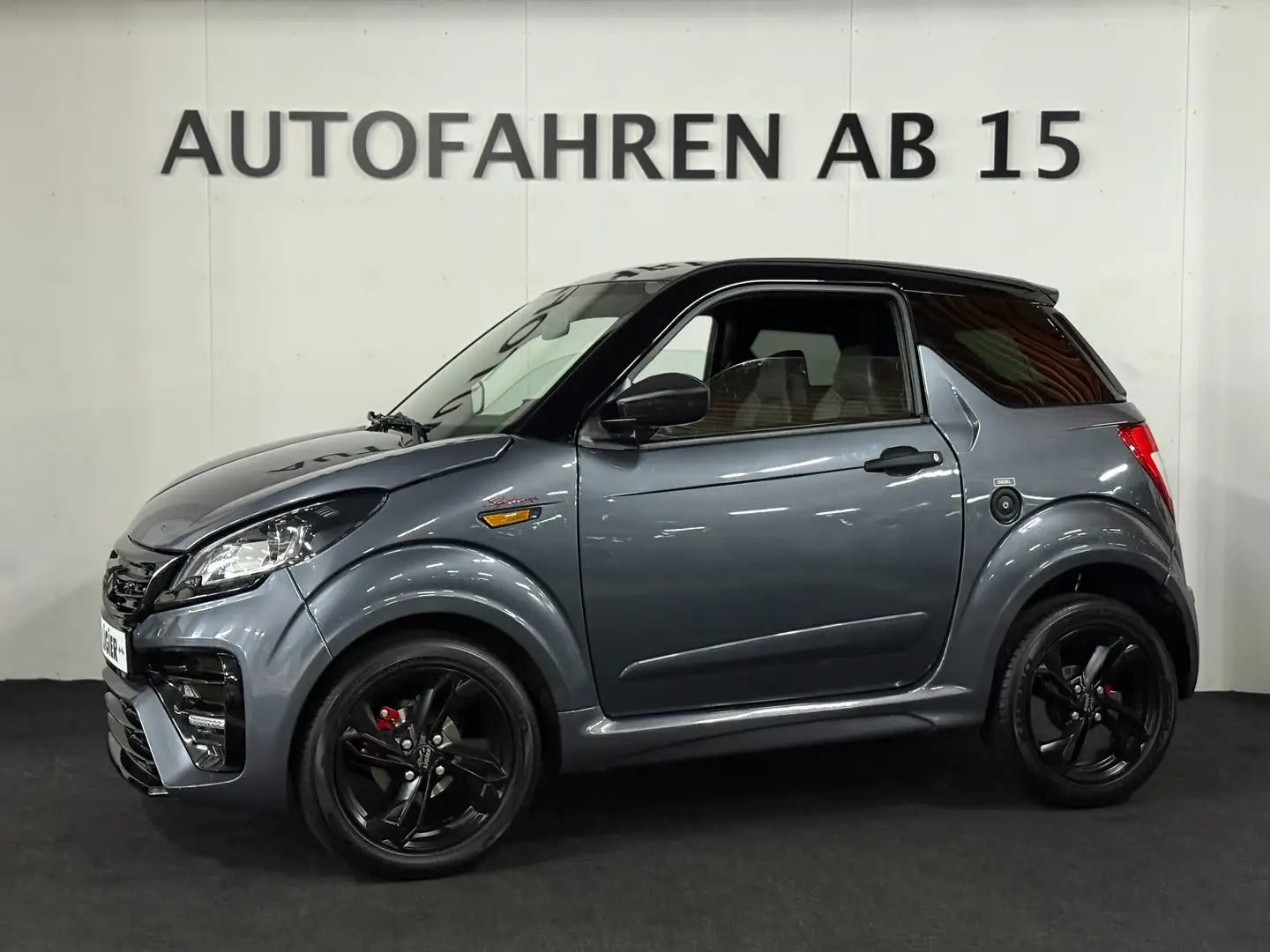 Ligier JS 50 Facelift, Sport, DCI, Carplay, Inkl Lieferung Gris - 1