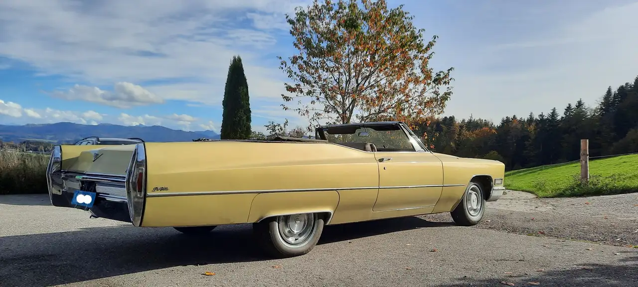 Cadillac Deville