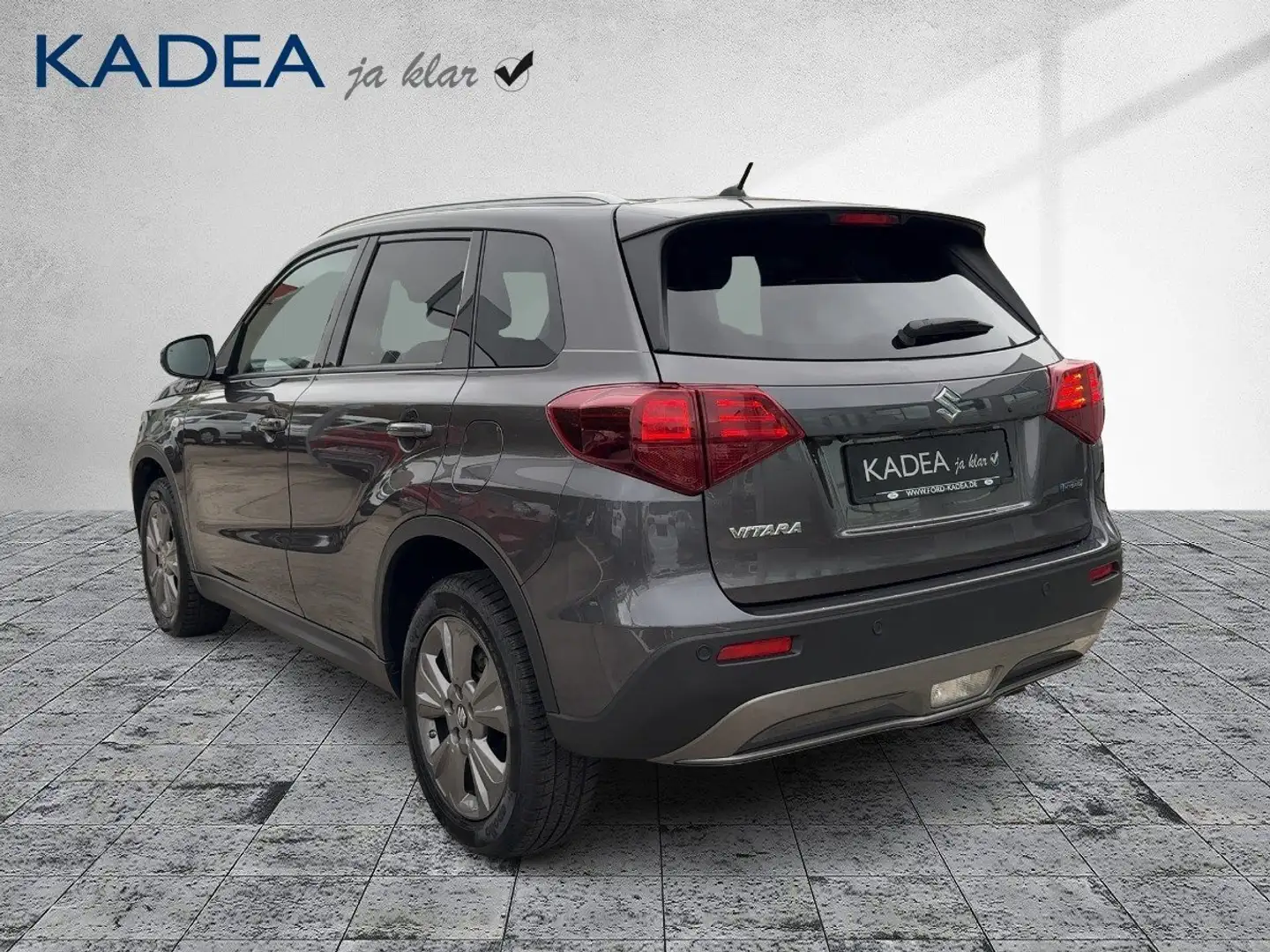 Suzuki Vitara 1.5 Comfort Automatik SITZHEIZ+KAMERA+NAVI Grau - 2