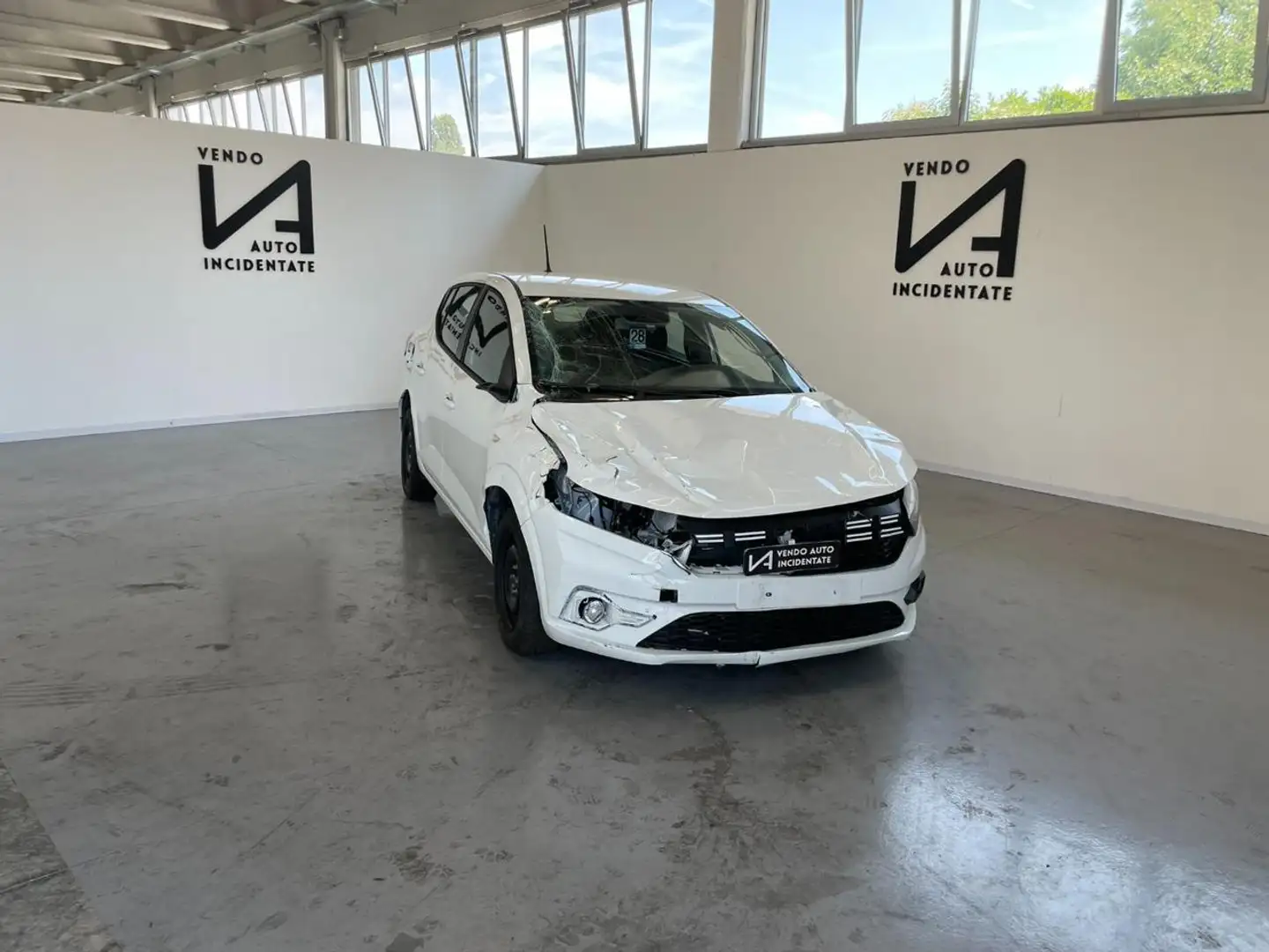 Dacia Sandero STREETWAY 1.0 TCE ECO-G 100CV ESSENTIAL MANUALE Bianco - 1