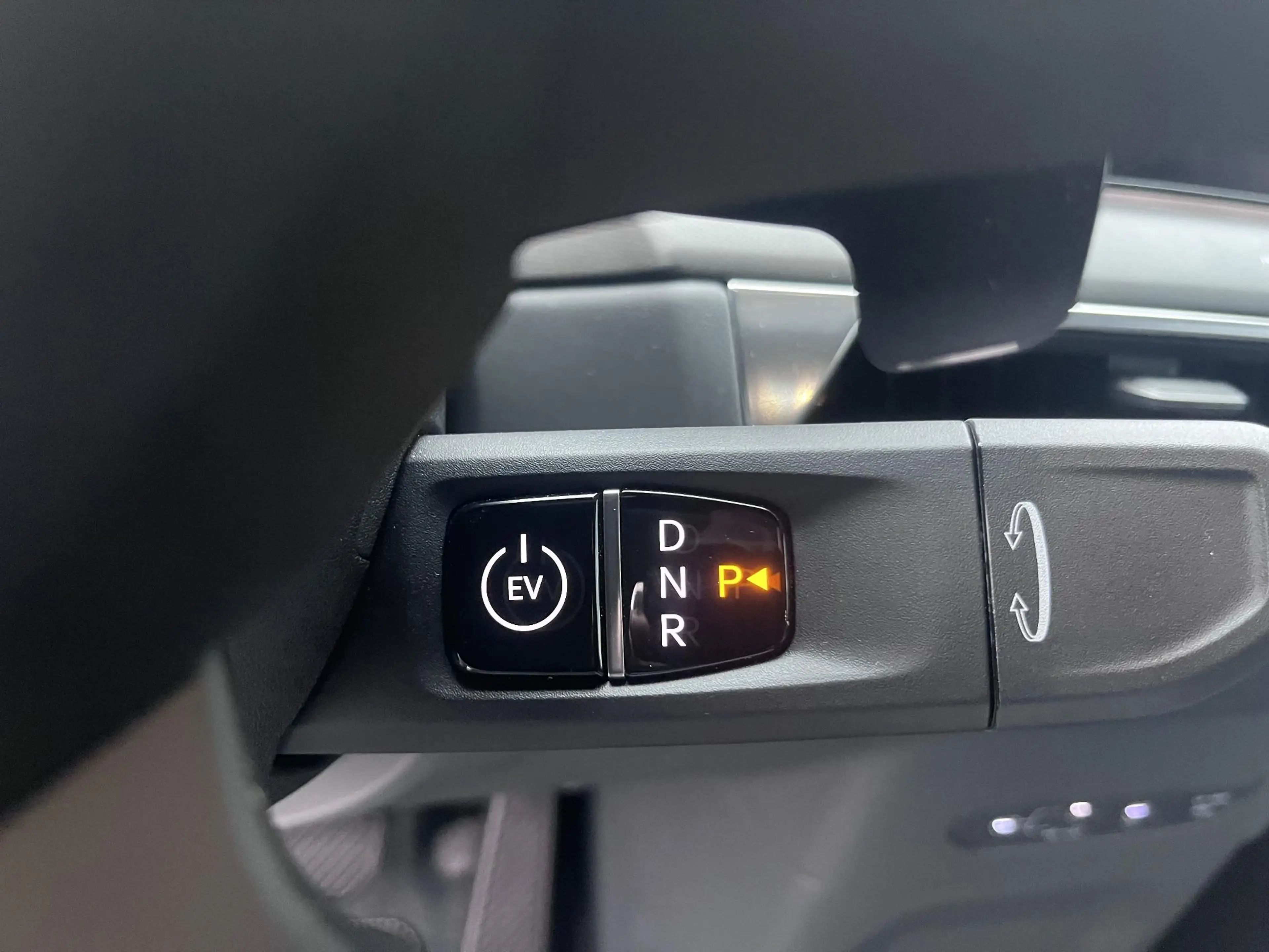 Kia EV9 Plus 99.8 kWh PANORAMADAK, DEMO VOORDEEL!!  7 Zits — photo 8