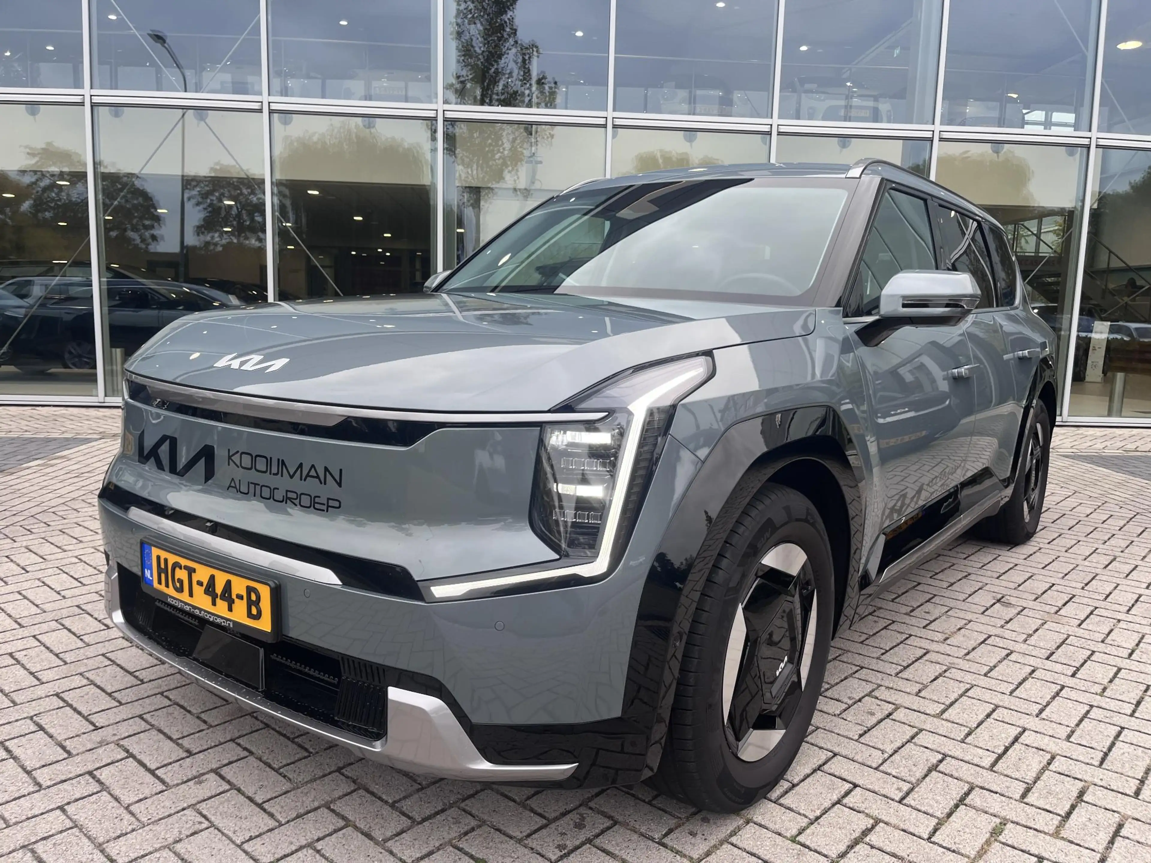 Kia EV9 Plus 99.8 kWh PANORAMADAK, DEMO VOORDEEL!!  7 Zits — photo 4
