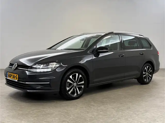 Volkswagen Golf view 7
