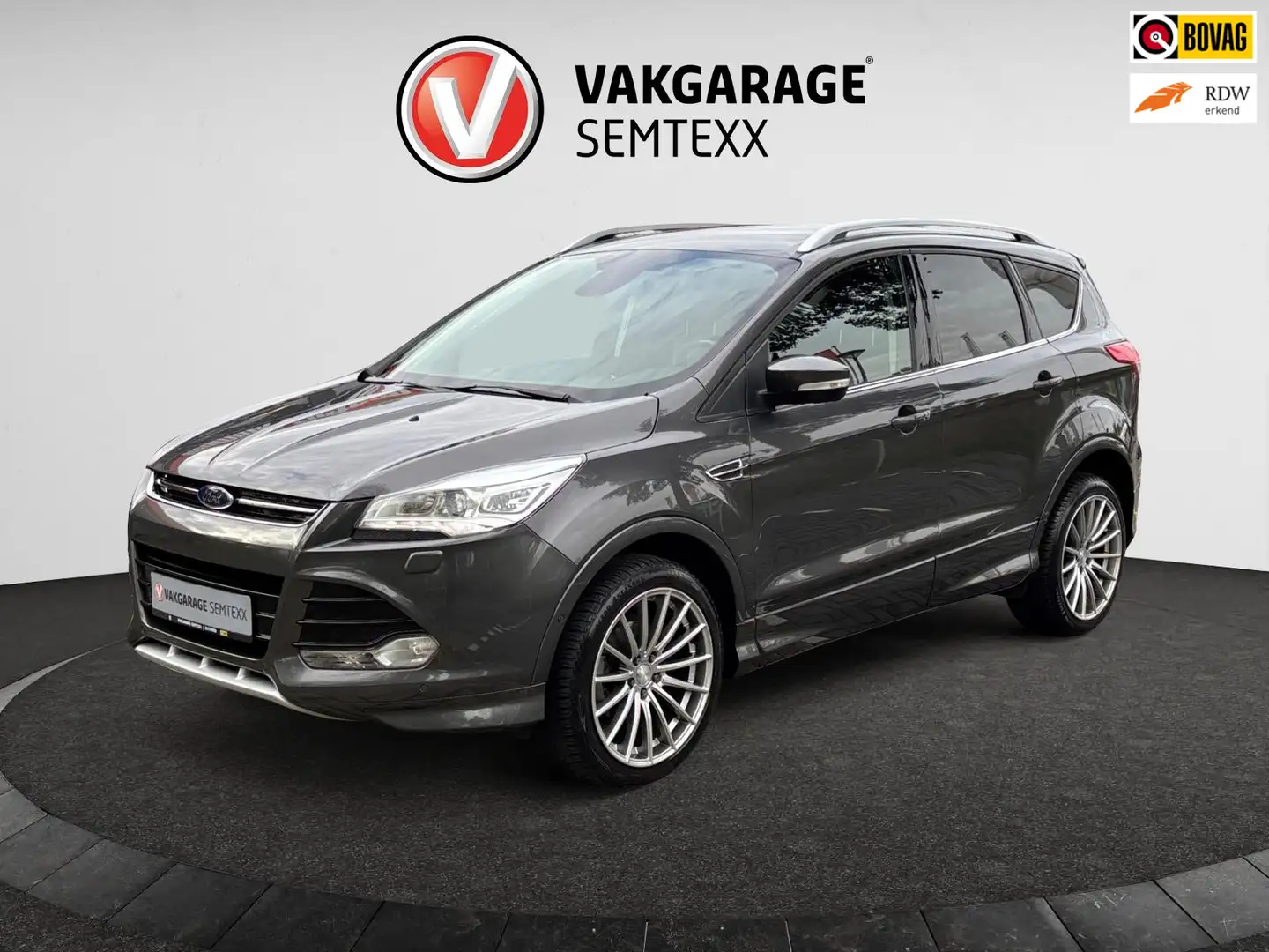 Ford Kuga 1.5 Titanium Styling Pack | Clima | Cruise | Camer Gris - 1