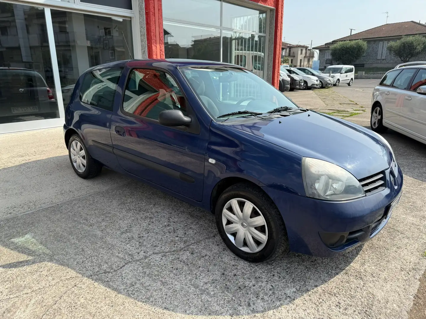 Renault Clio Clio Storia 3p 1.2 Confort Gpl NEOPATENTATI Bleu - 2