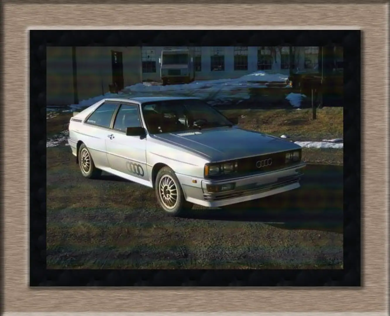 Audi QUATTRO Silber - 1