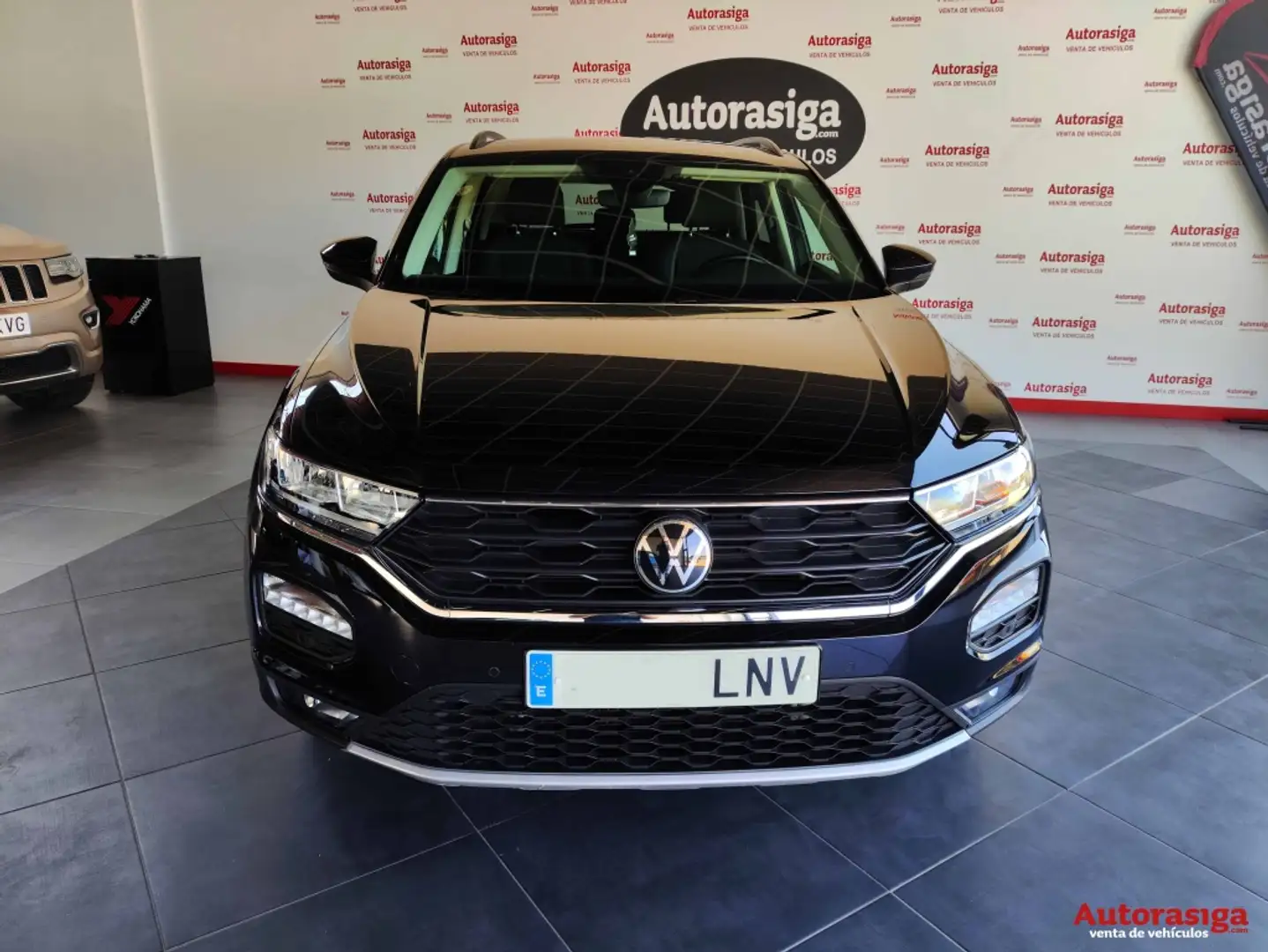 Volkswagen T-Roc 1.5 TSI Advance Style DSG7 Schwarz - 1
