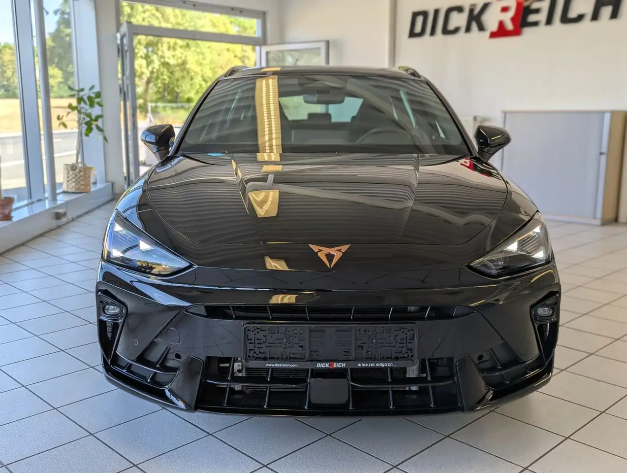 Cupra Leon 2.0 DSG Dynamic/Edge-Paket Navi AHK 5J-Gara, миниатюра 2