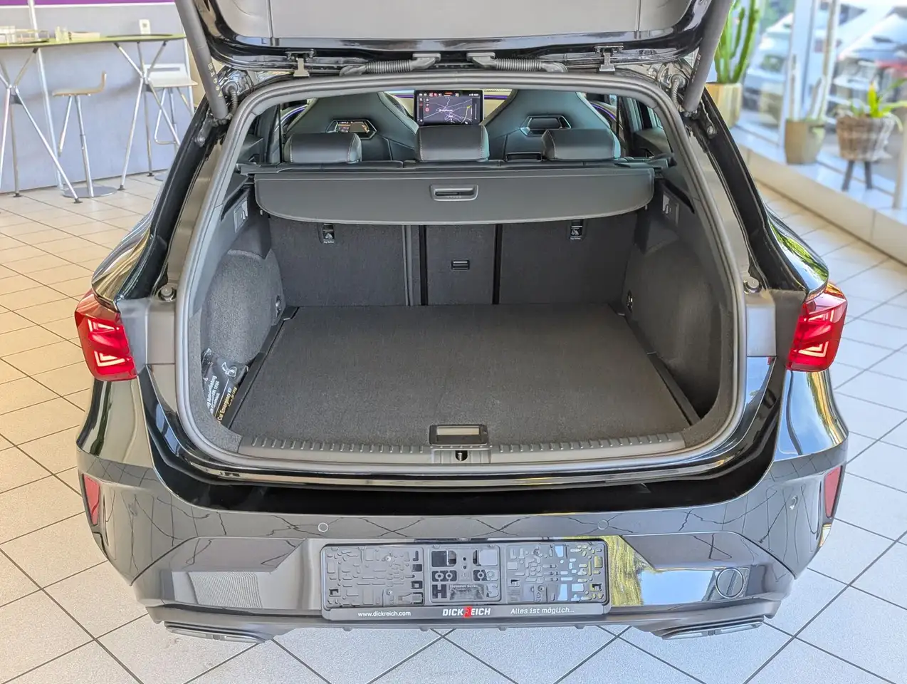 Cupra Leon 2.0 DSG Dynamic/Edge-Paket Navi AHK 5J-Gara, миниатюра 17