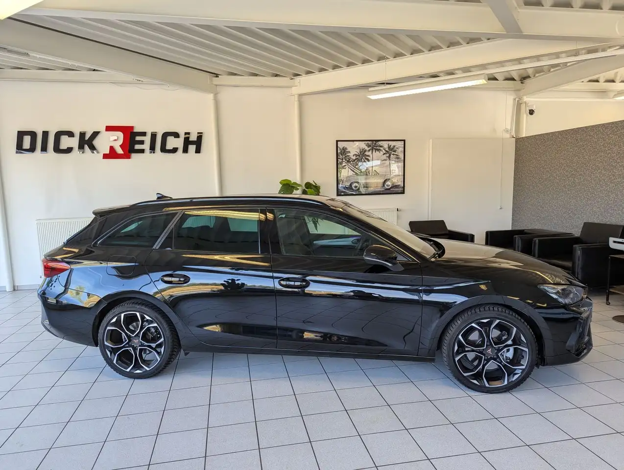 Cupra Leon 2.0 DSG Dynamic/Edge-Paket Navi AHK 5J-Gara, миниатюра 9