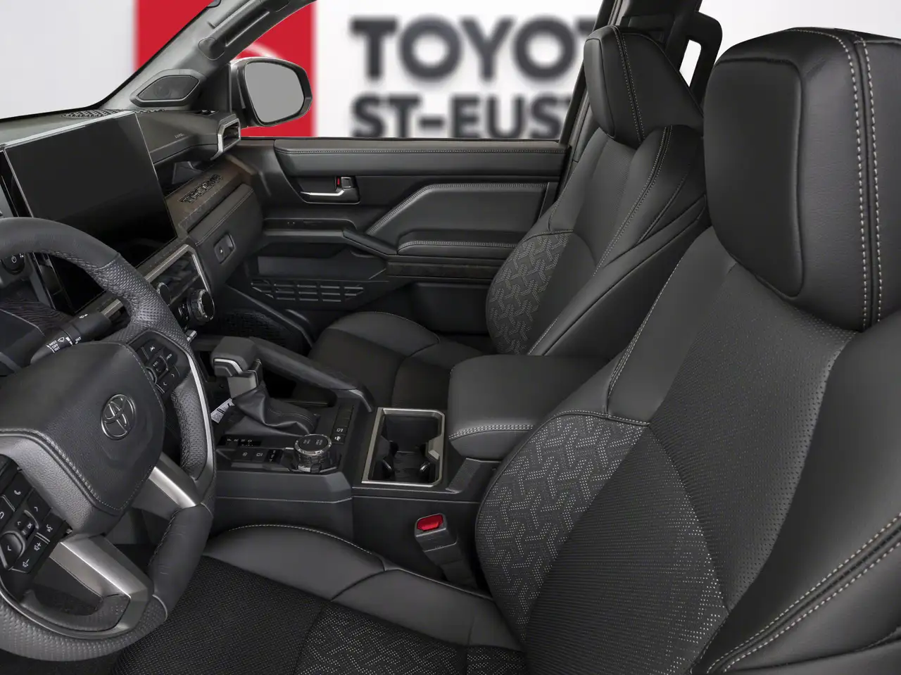 Toyota Tacoma снимка Toyota Tacoma