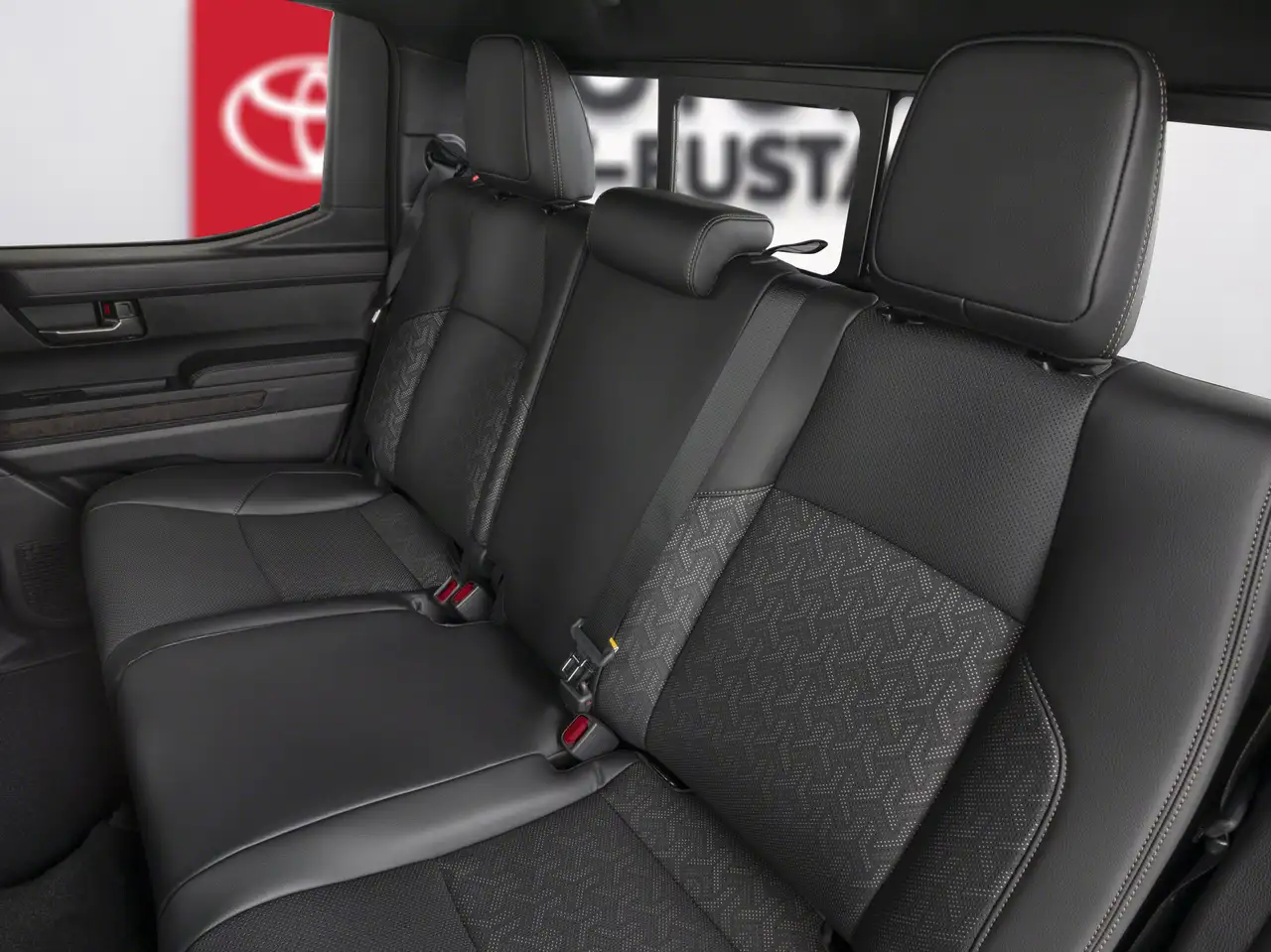 Toyota Tacoma снимка Toyota Tacoma