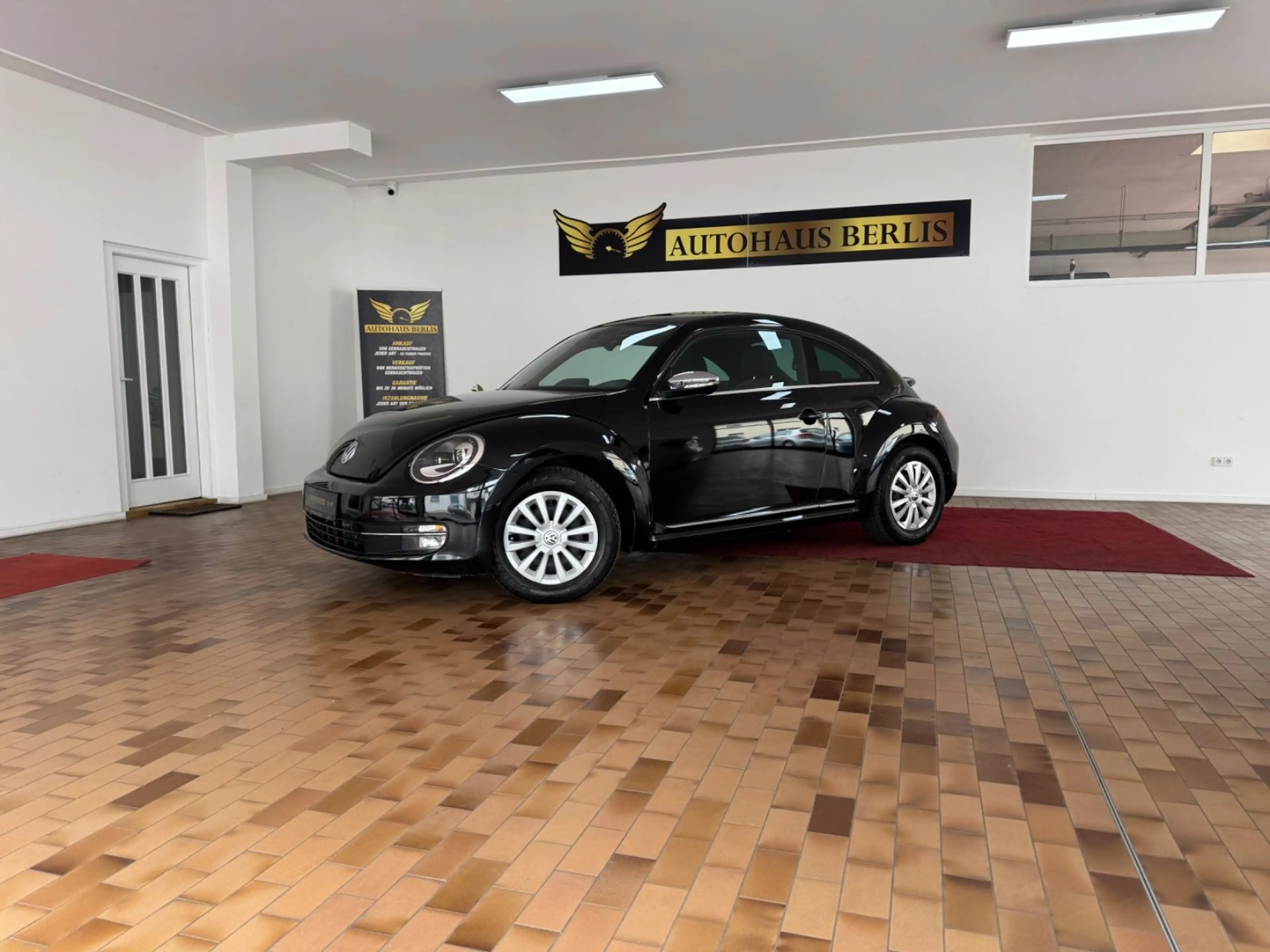 Volkswagen Beetle 1,4 Lim. Sport BMT/AUTMTK/2.HND/SCKHFT — photo 2
