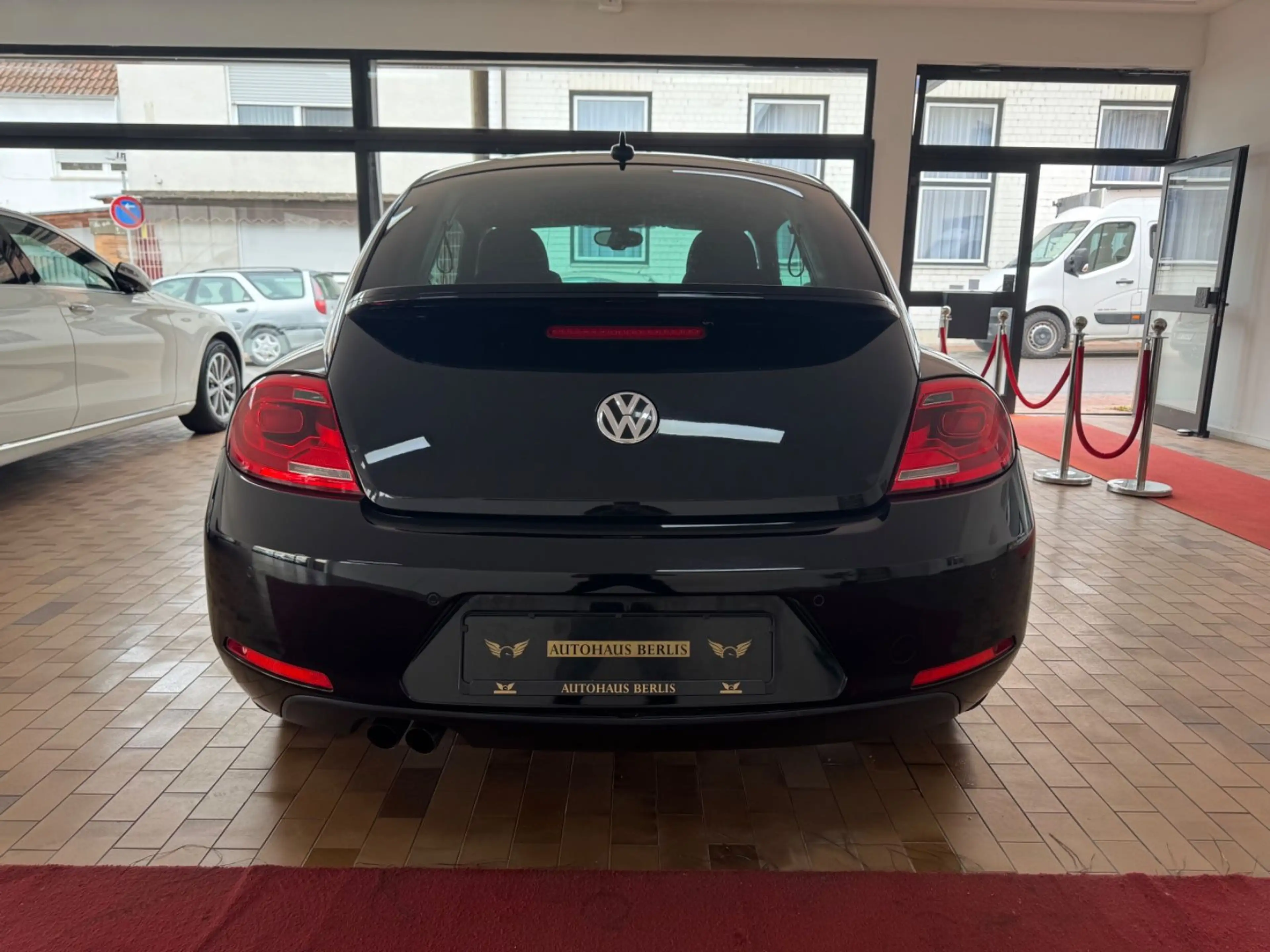 Volkswagen Beetle 1,4 Lim. Sport BMT/AUTMTK/2.HND/SCKHFT — photo 10