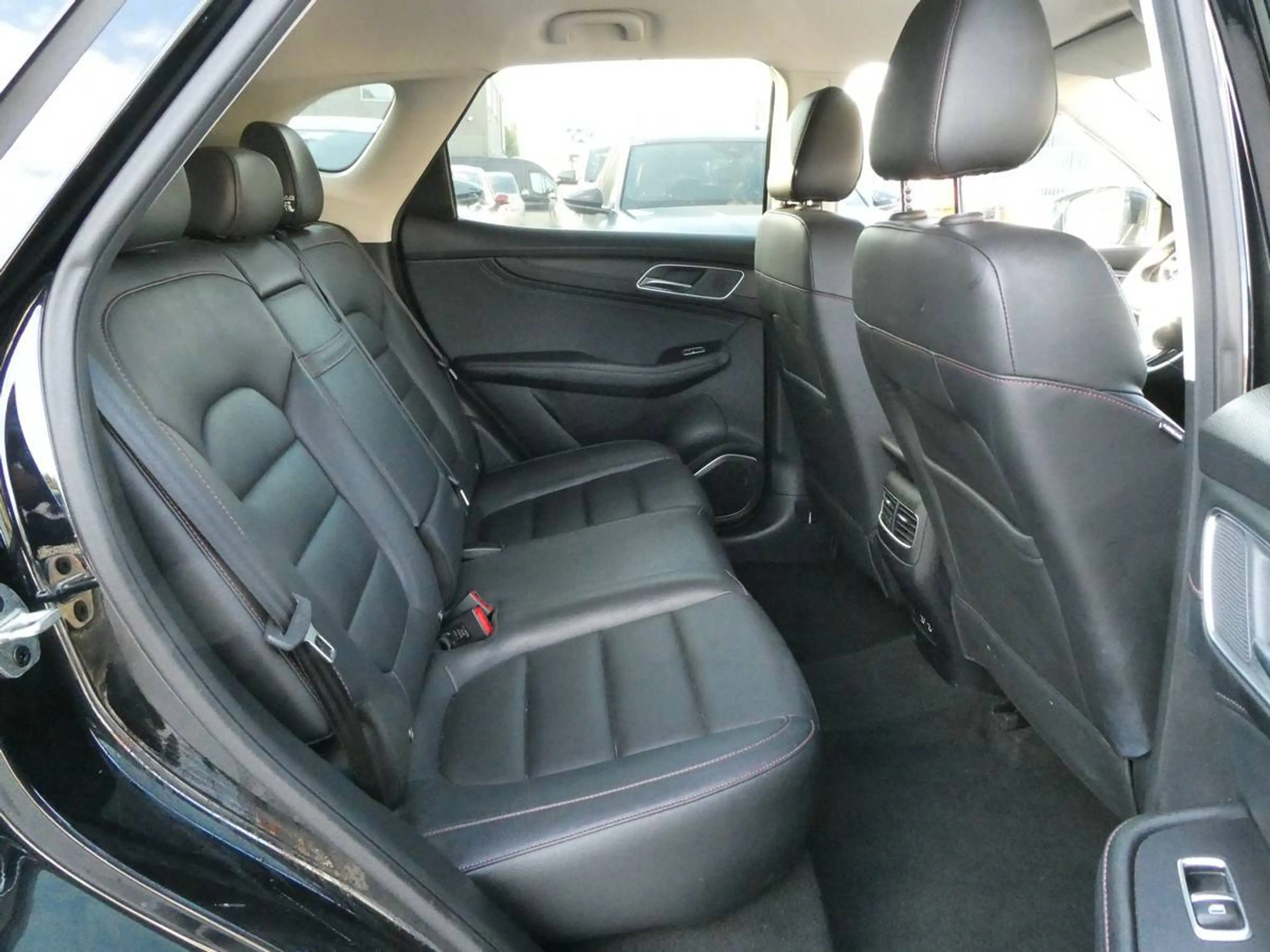 MG HS 1.5 i benzine 162pk Automaat Comfort ACC BLIS Leder Camera (66397) — photo 11
