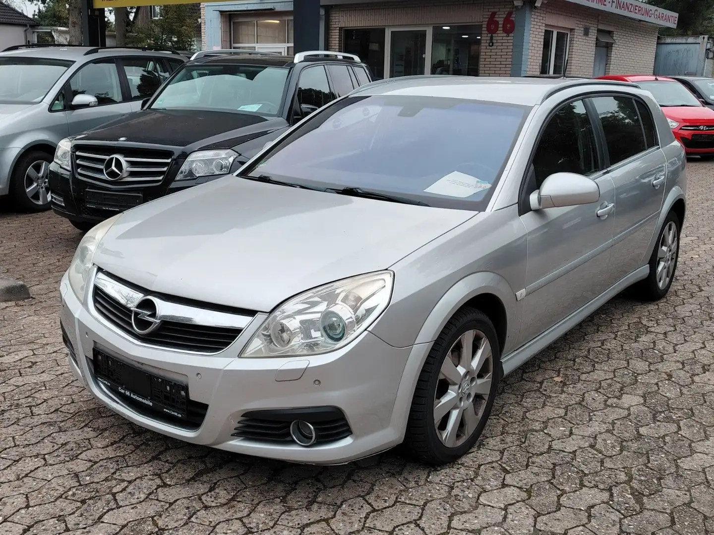 Opel Signum Cosmo 1.9 CDTI / Automatik / Silber - 1
