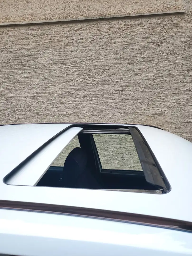 Mercedes-Benz 190 E *Erstlack * No Rost * Schiebedach * 1 Hand Bianco - 2