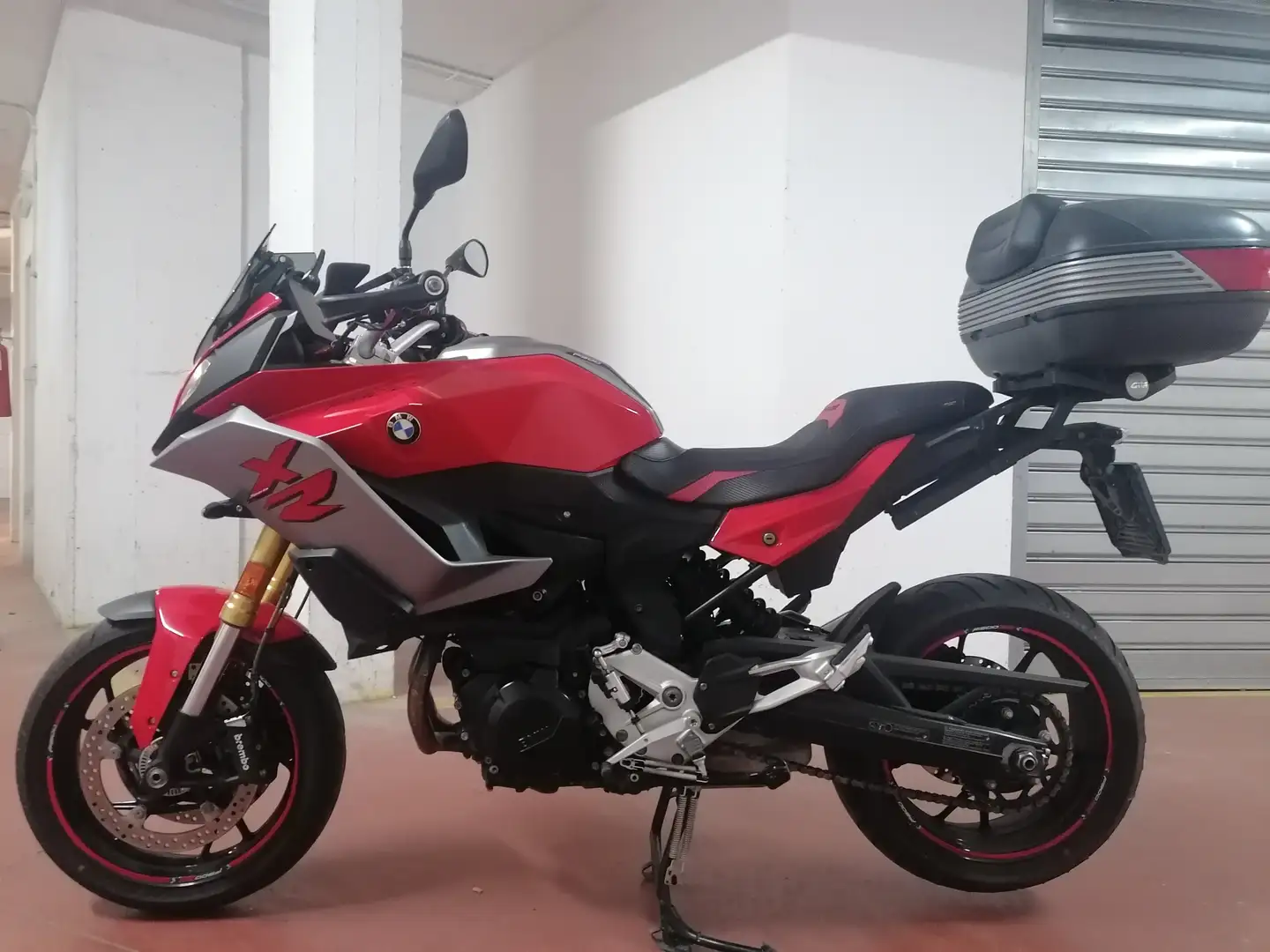 BMW F 900 XR Rosso - 1