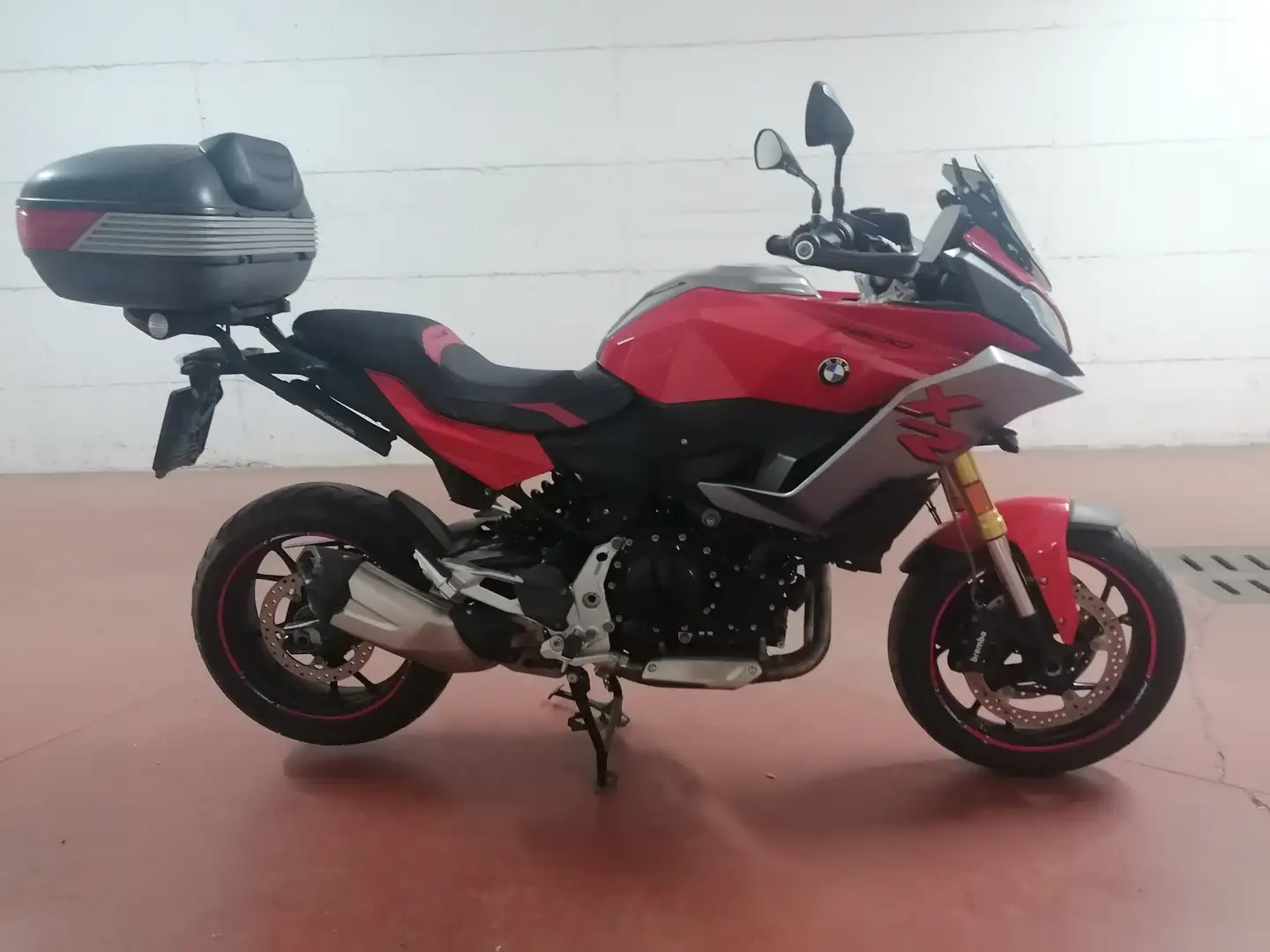 BMW F 900 XR Rosso - 2