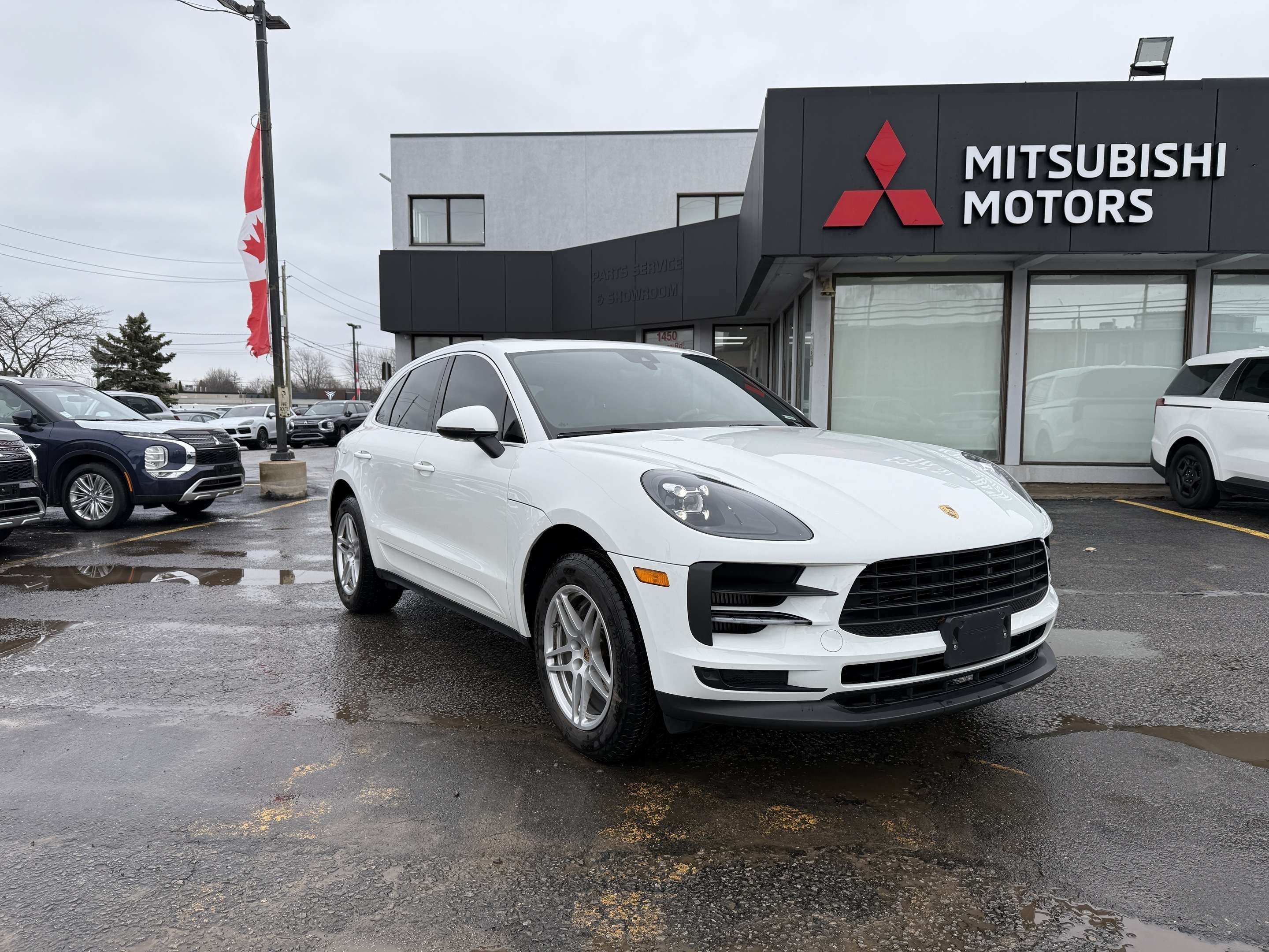 2020 Porsche Macan S | ALCANTARA | PANO | HTD SEATS alt 2