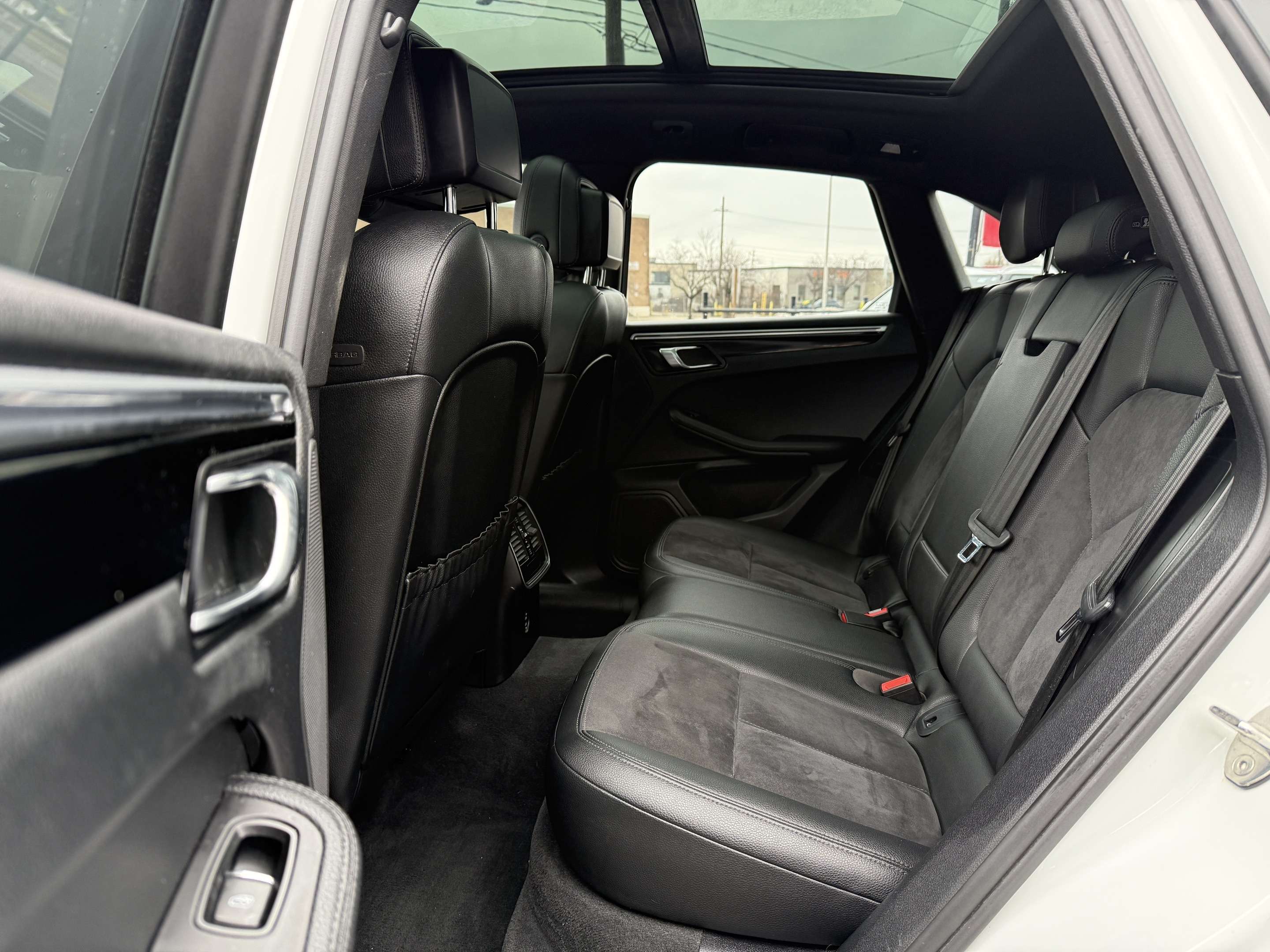 2020 Porsche Macan S | ALCANTARA | PANO | HTD SEATS thumb 21