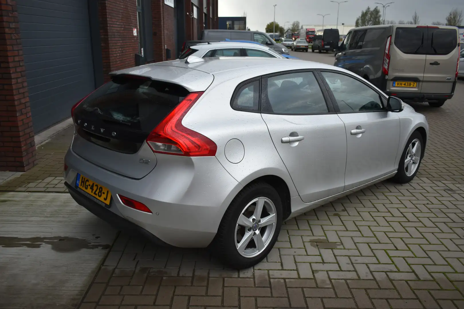 Volvo V40 1.6 D2 Momentum Grigio - 2