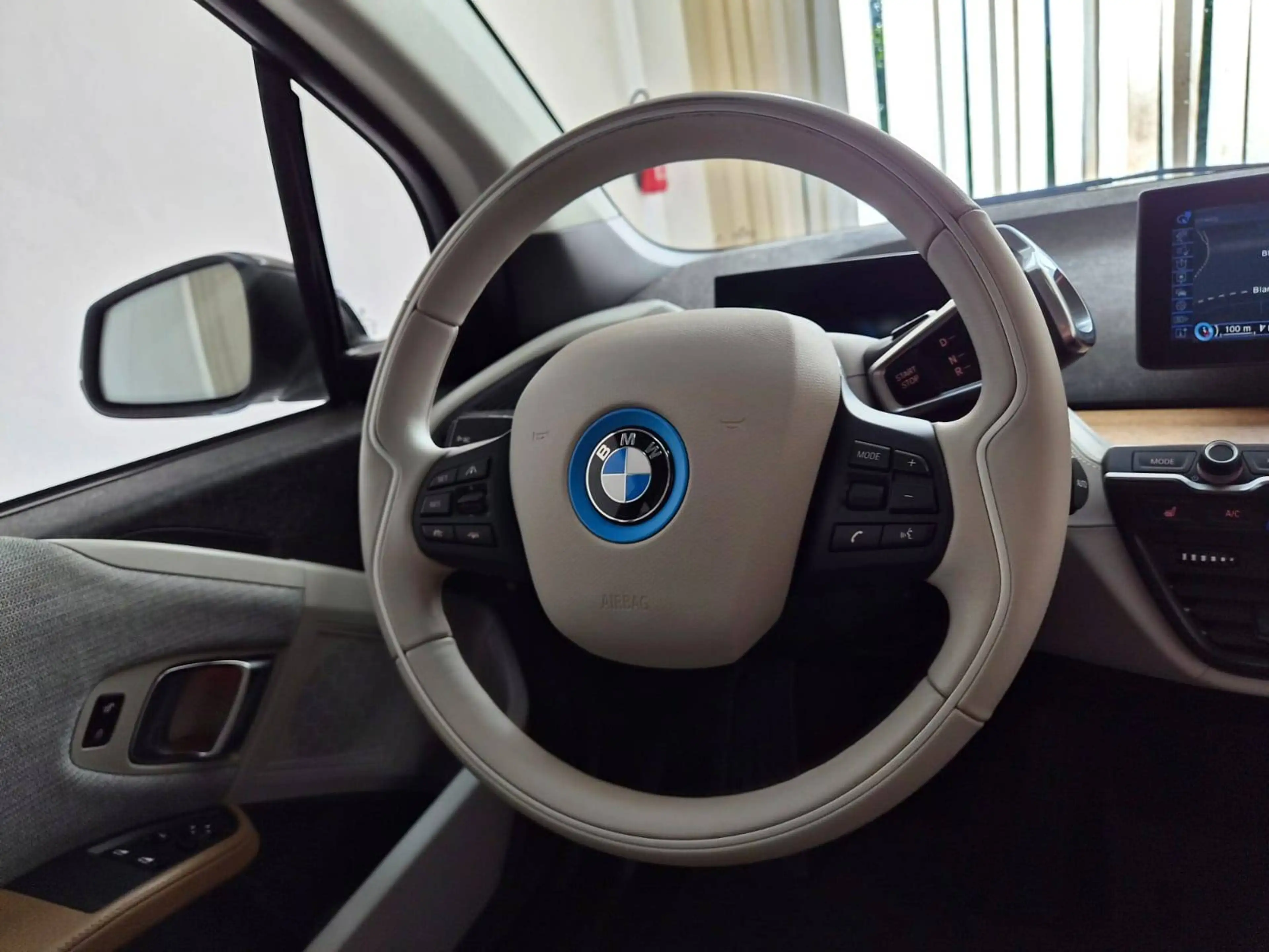 BMW i3 REX LED Panorama HYBRID / RANGE EXTENDER — photo 12