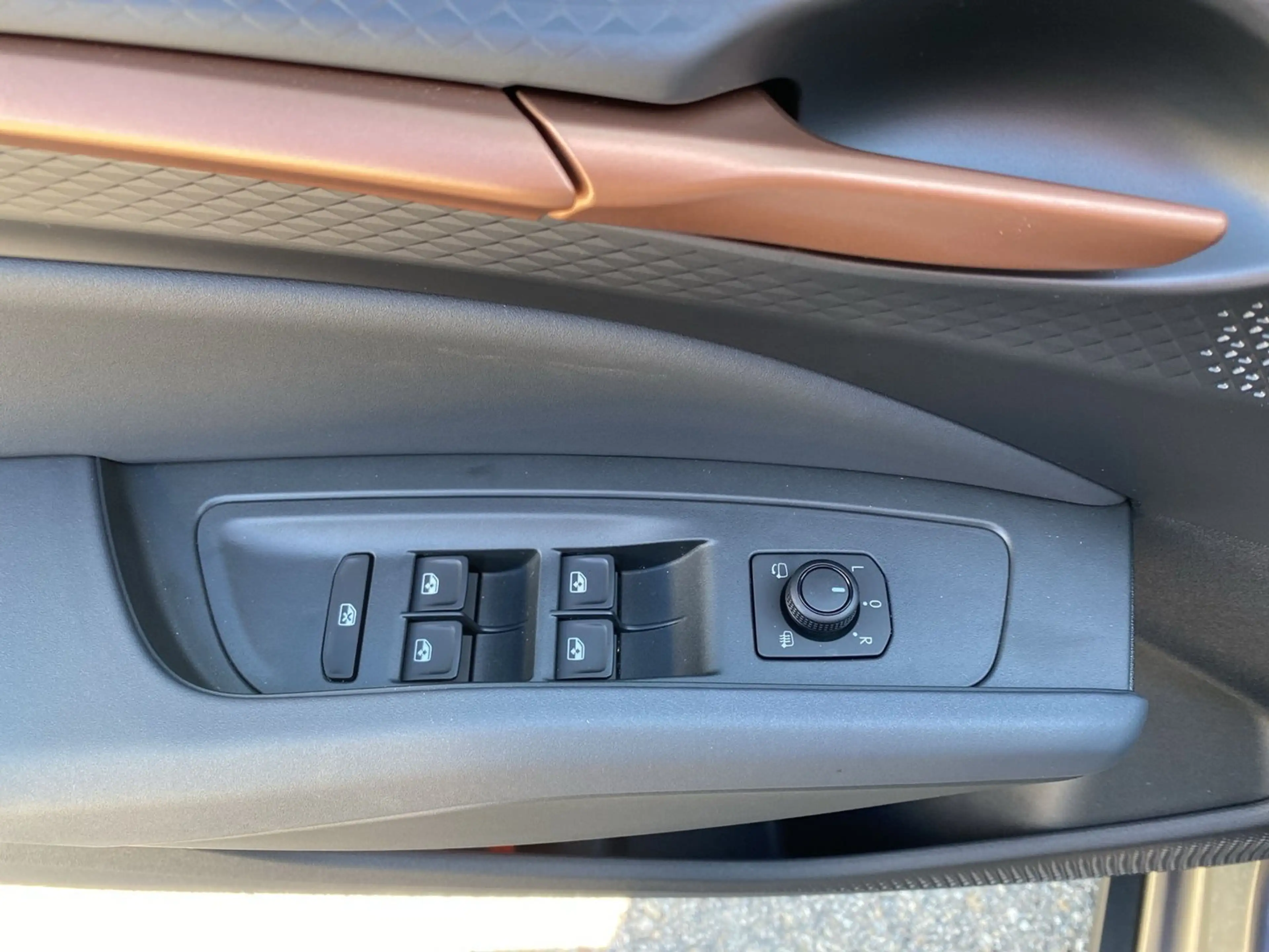 CUPRA Raval ENDURANCE 52/55 155kW/211 PS — photo 10