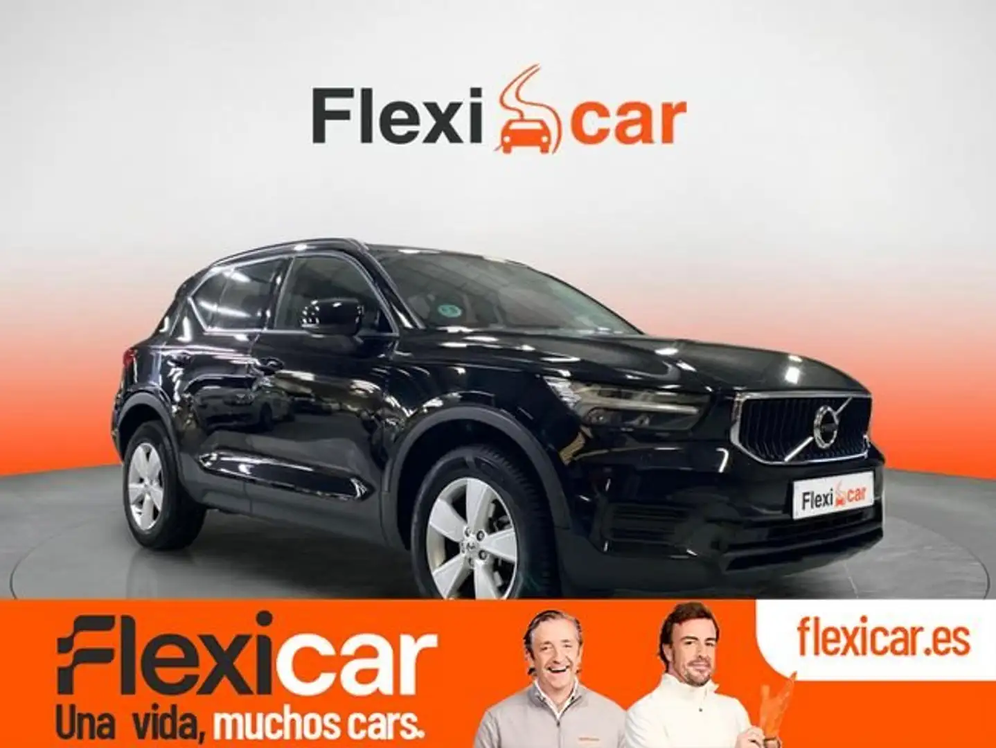 Volvo XC40 T2 Momentum Aut. Negro - 1