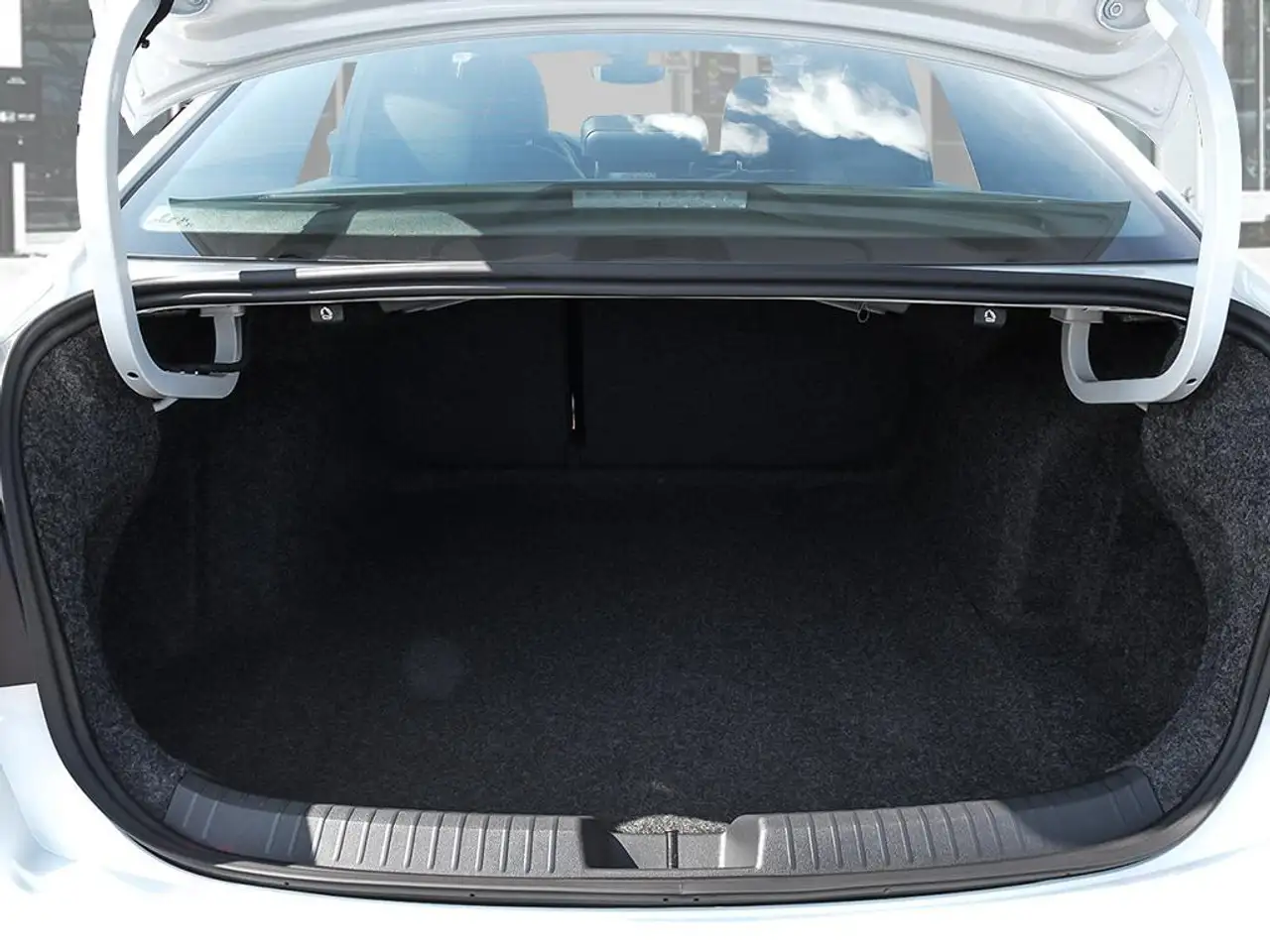Volkswagen Jetta снимка Volkswagen Jetta
