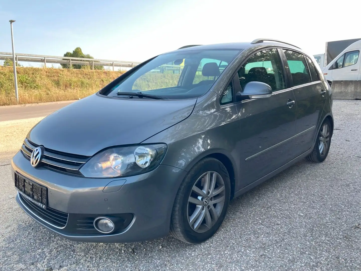 Volkswagen Golf Plus VI,DSG, Highline Grau - 1