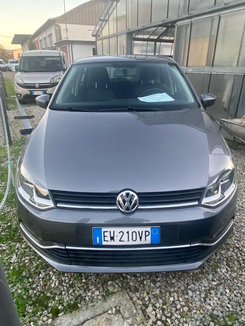 Volkswagen Polo Polo V 2014 5p 1.0 mpi Comfortline 75cv Grigio - 1
