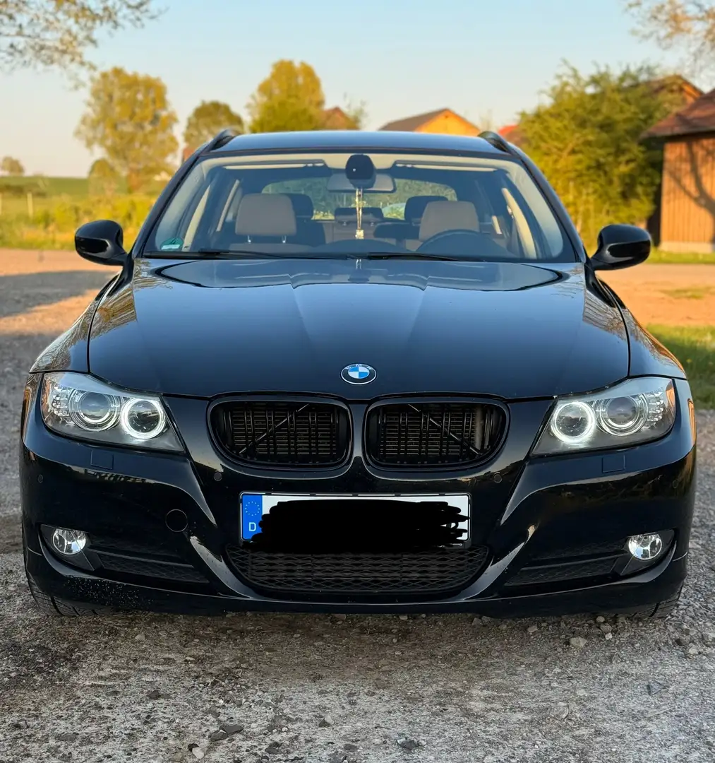 BMW 318 d Touring E91 *Xenon*Facelift*Sportsitze* Schwarz - 2