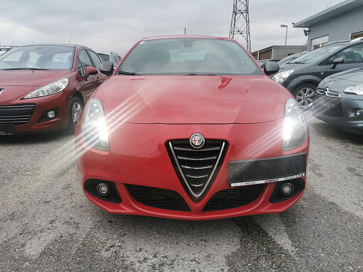 Alfa Romeo Giulietta Distinctive 1,6 JTDM-2 Rot - 2
