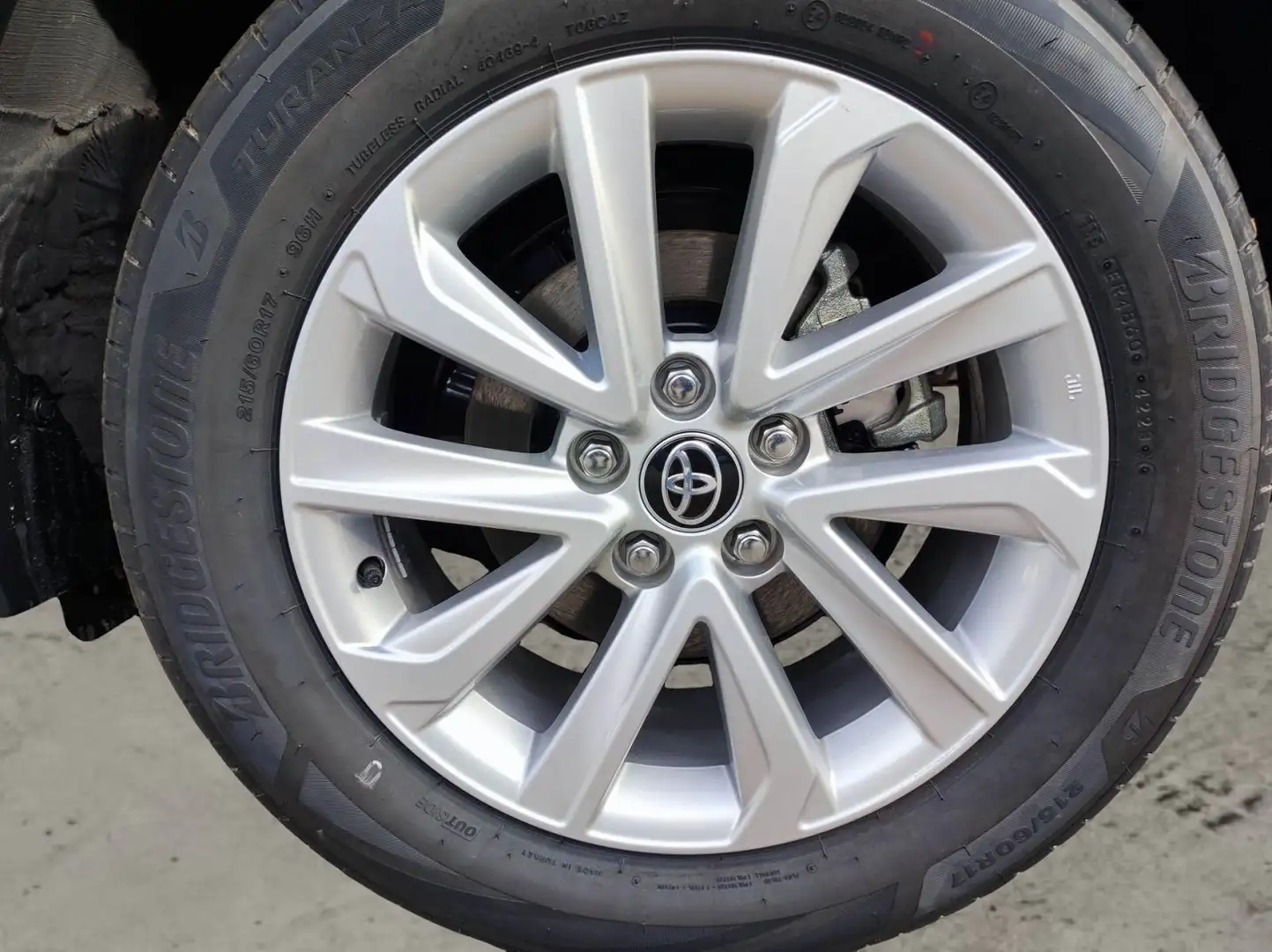 Toyota C-HR 1.8 HV Active Nero - 2