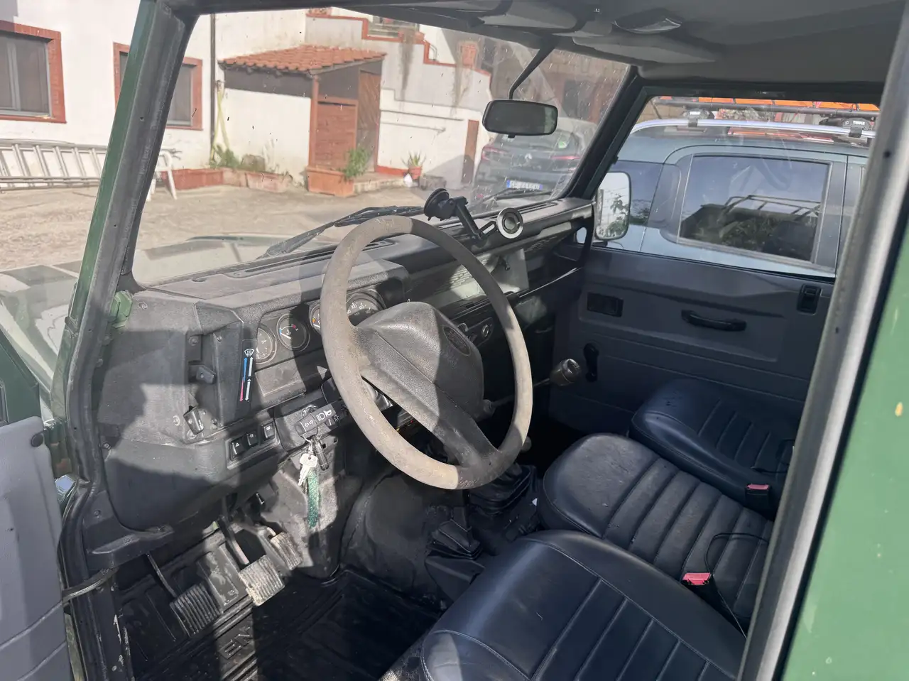 Land Rover Defender 90 2.5 td5 E SW, foto 4