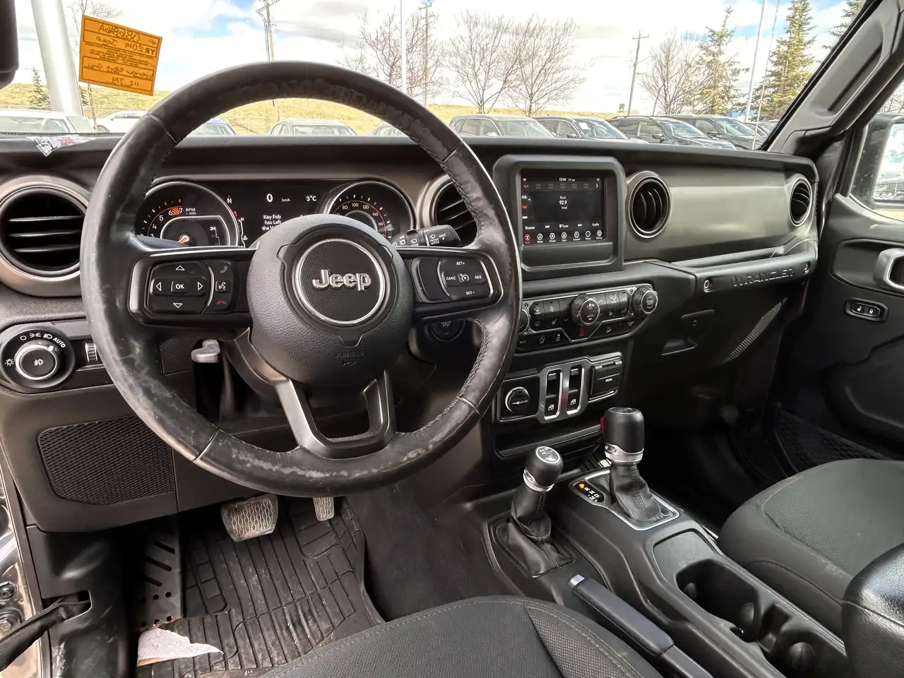 Jeep Wrangler снимка Jeep Wrangler