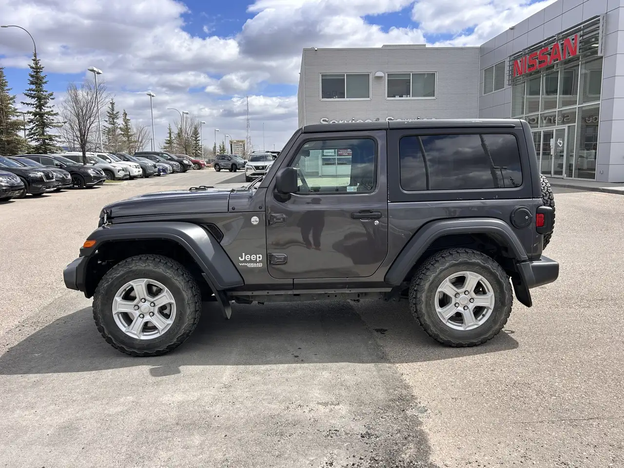 Jeep Wrangler снимка Jeep Wrangler