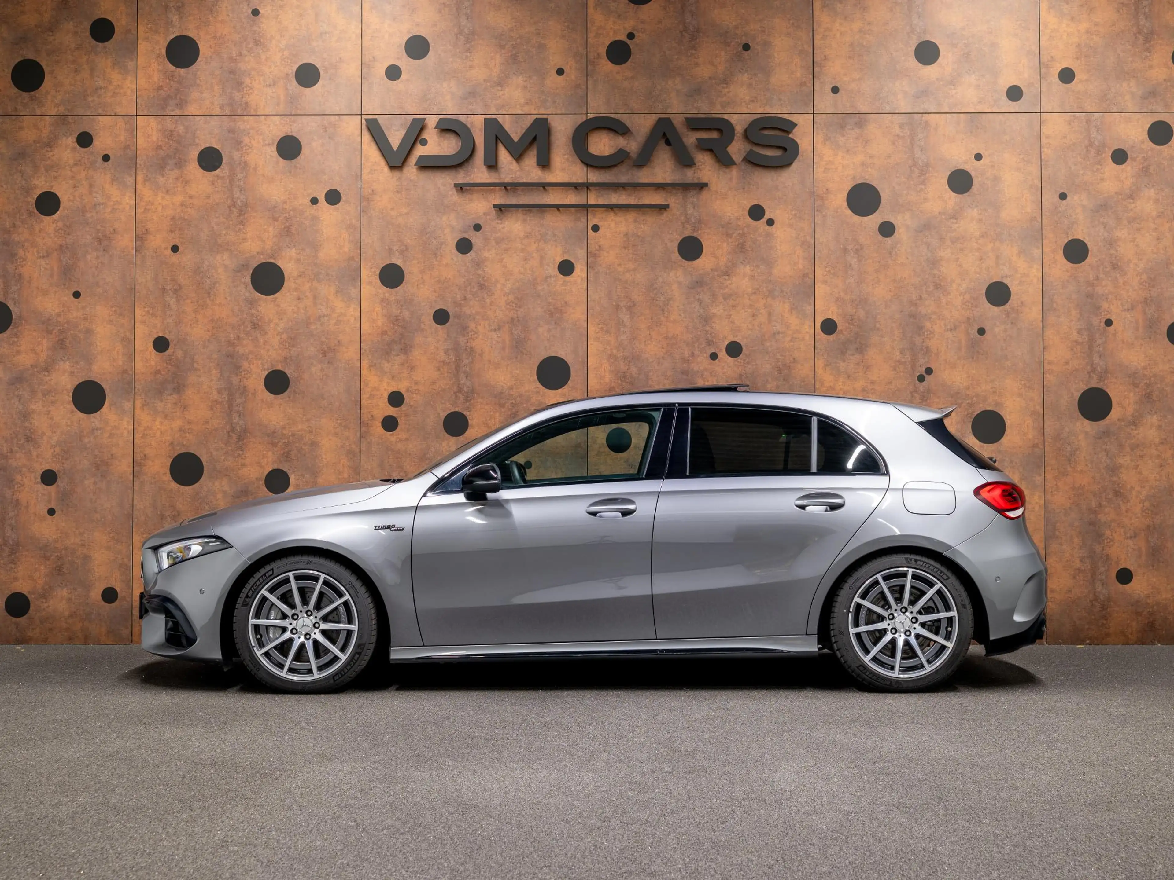 Mercedes-Benz A 45 AMG 4MATIC+ | Pano | Memory | Burmester | 360° | Multi — photo 2